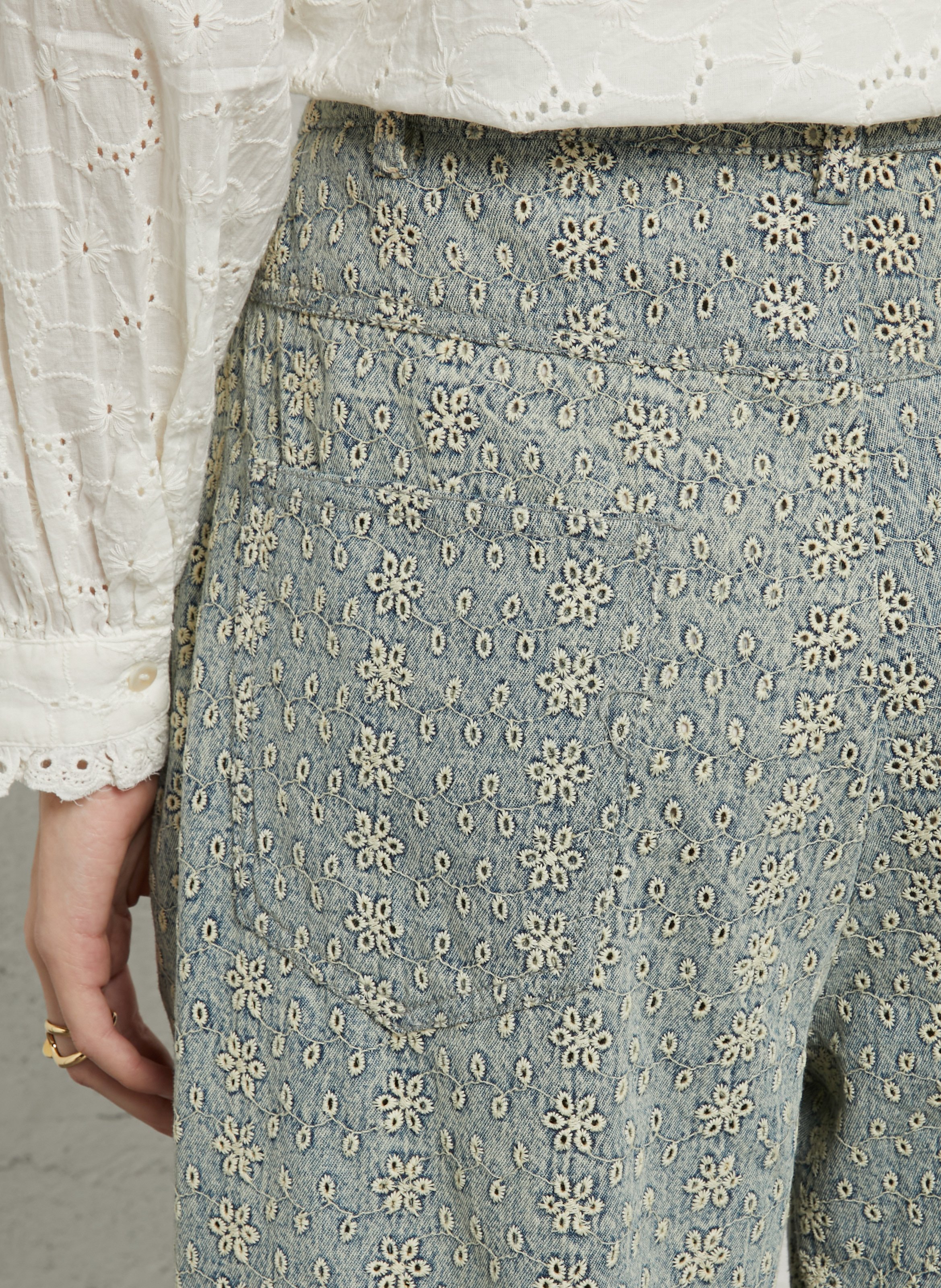 Weites Baumwollhosen mit Saum MAISON HOTEL Blau