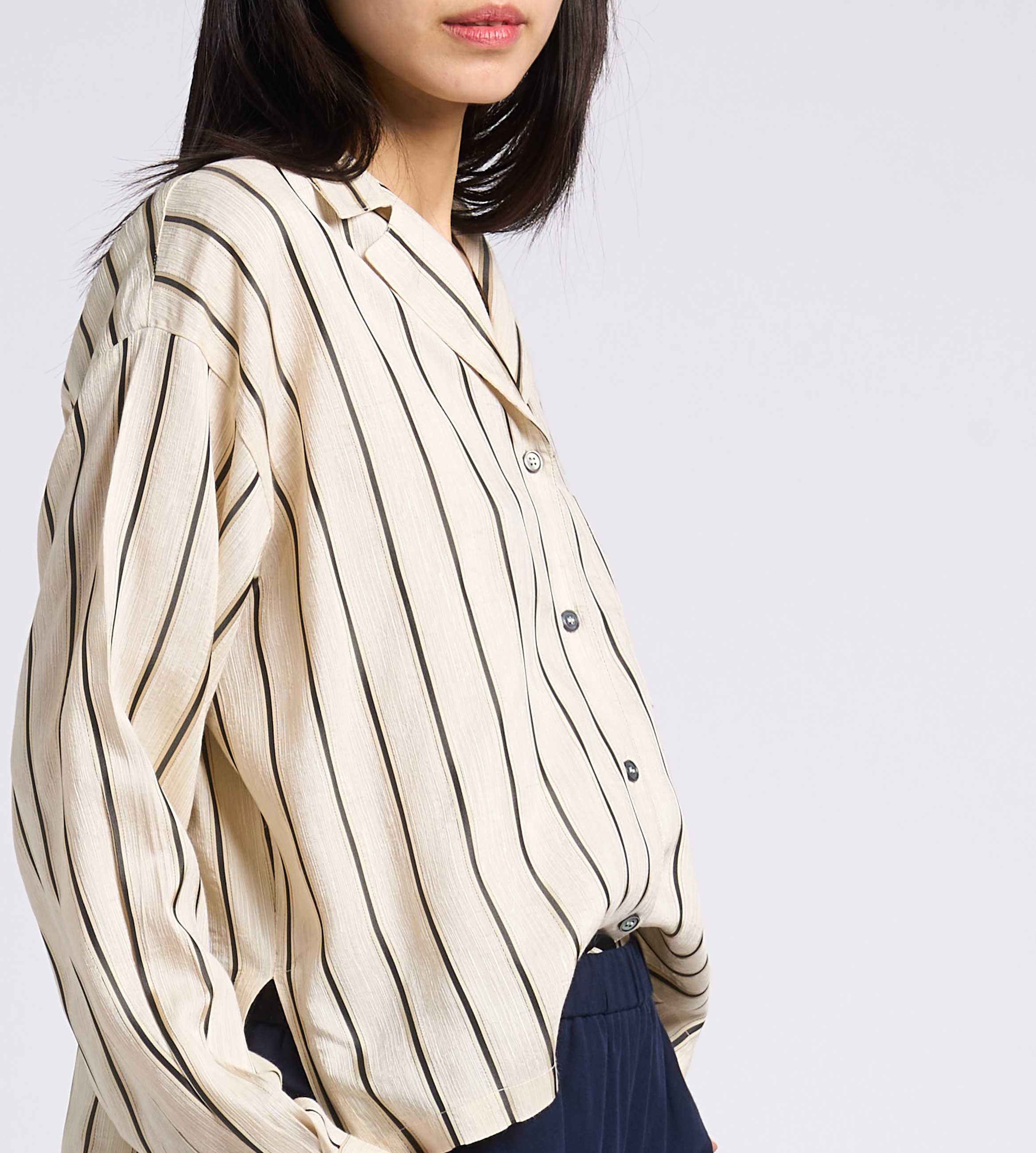 Camisa recta con cuello sastre de rayas POMANDERE Blanco