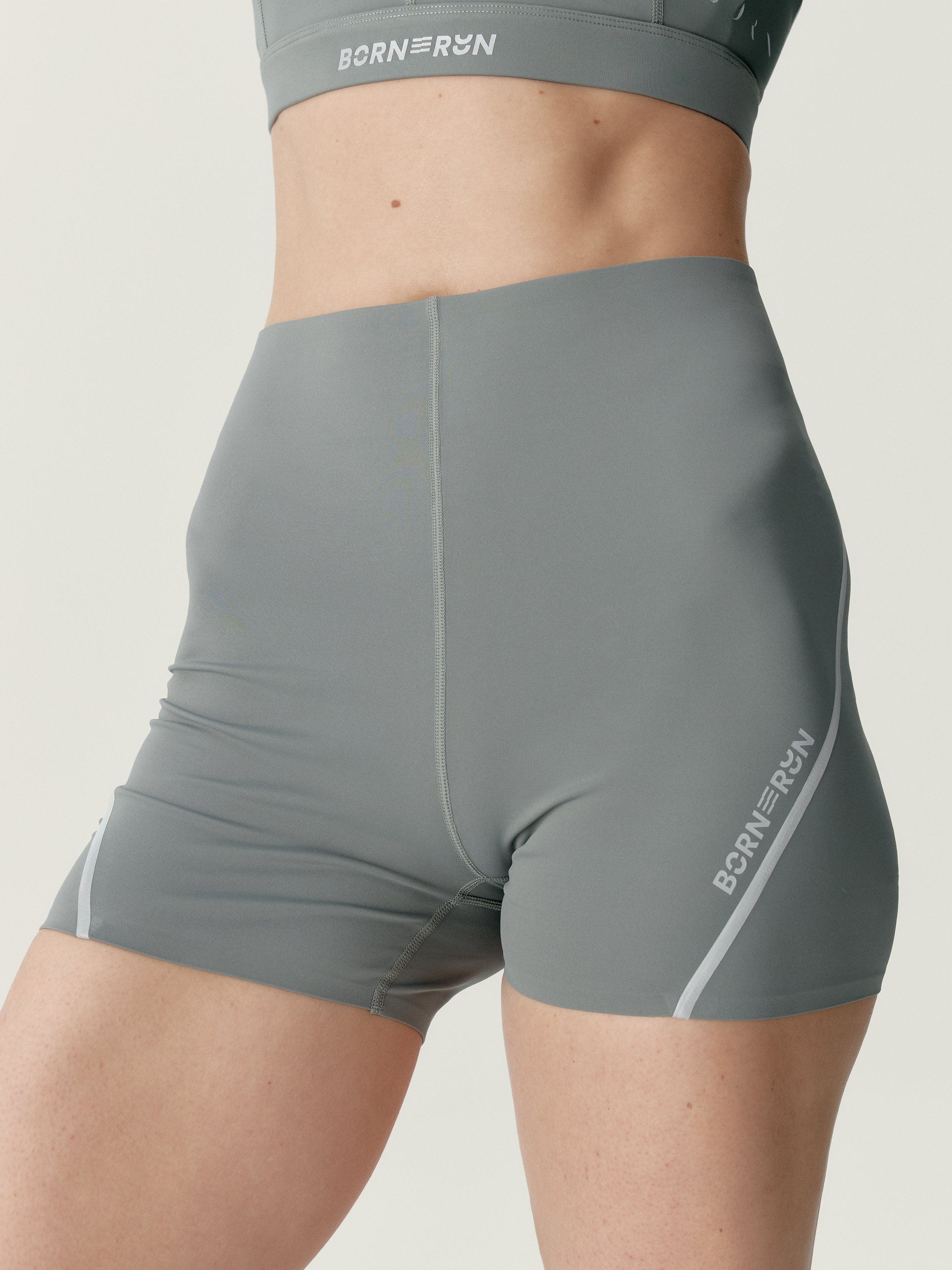 Tight-fitting performance sports shorts LUNA RUN BORN