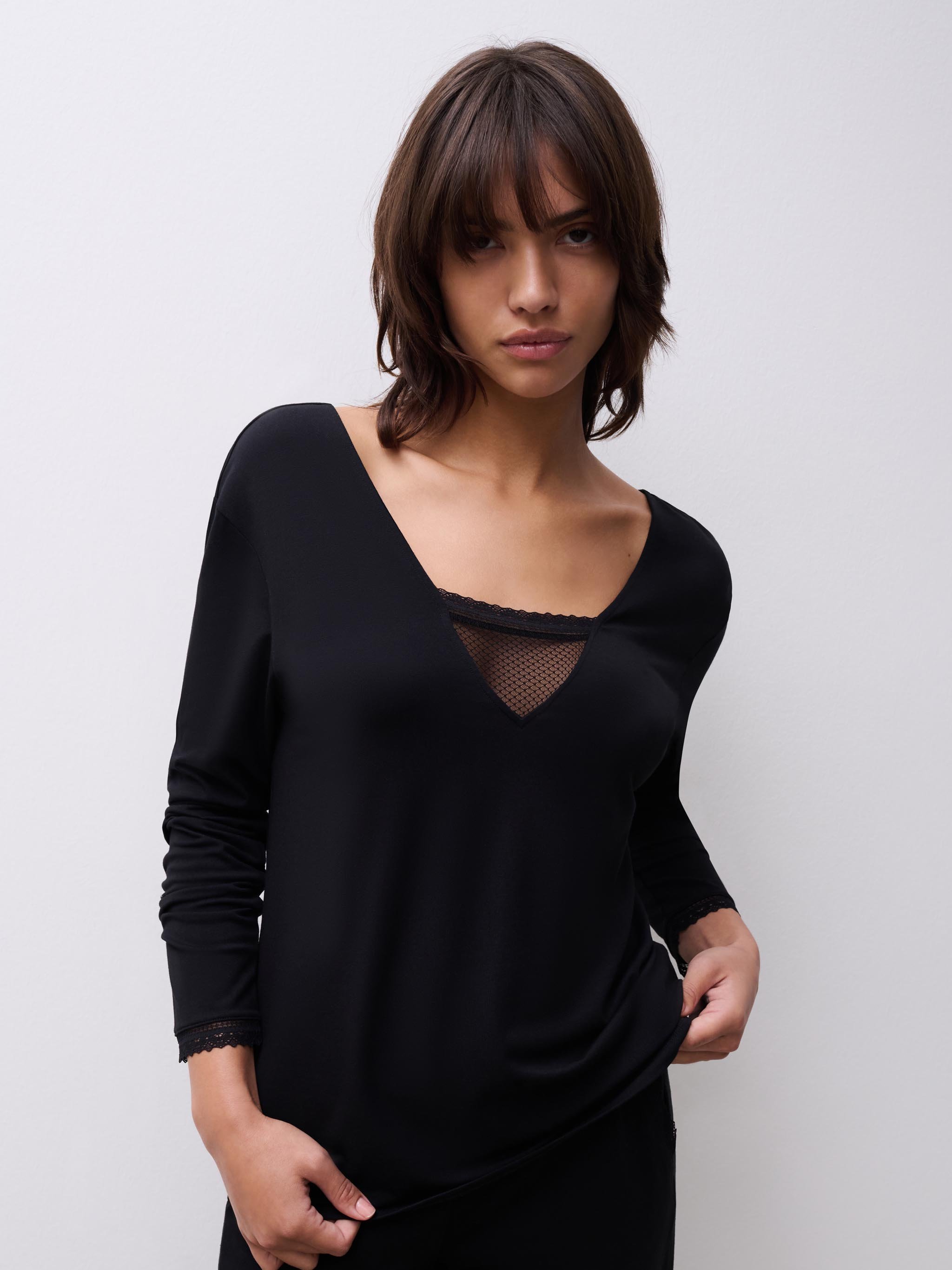 Long-sleeve lace t-shirt CHANTELLE Black