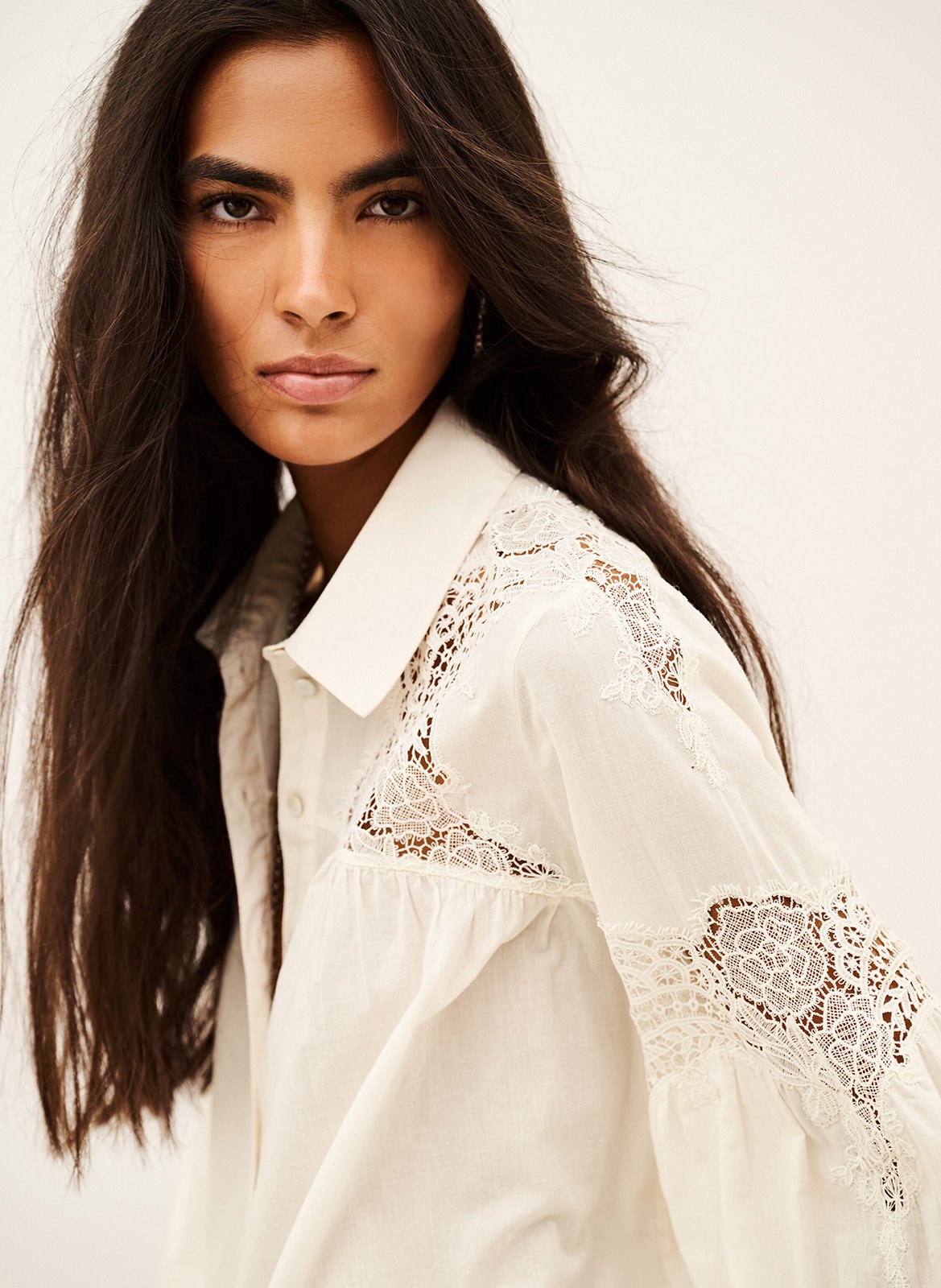 Chemise droite col classique à dentelle en coton BA&SH Beige