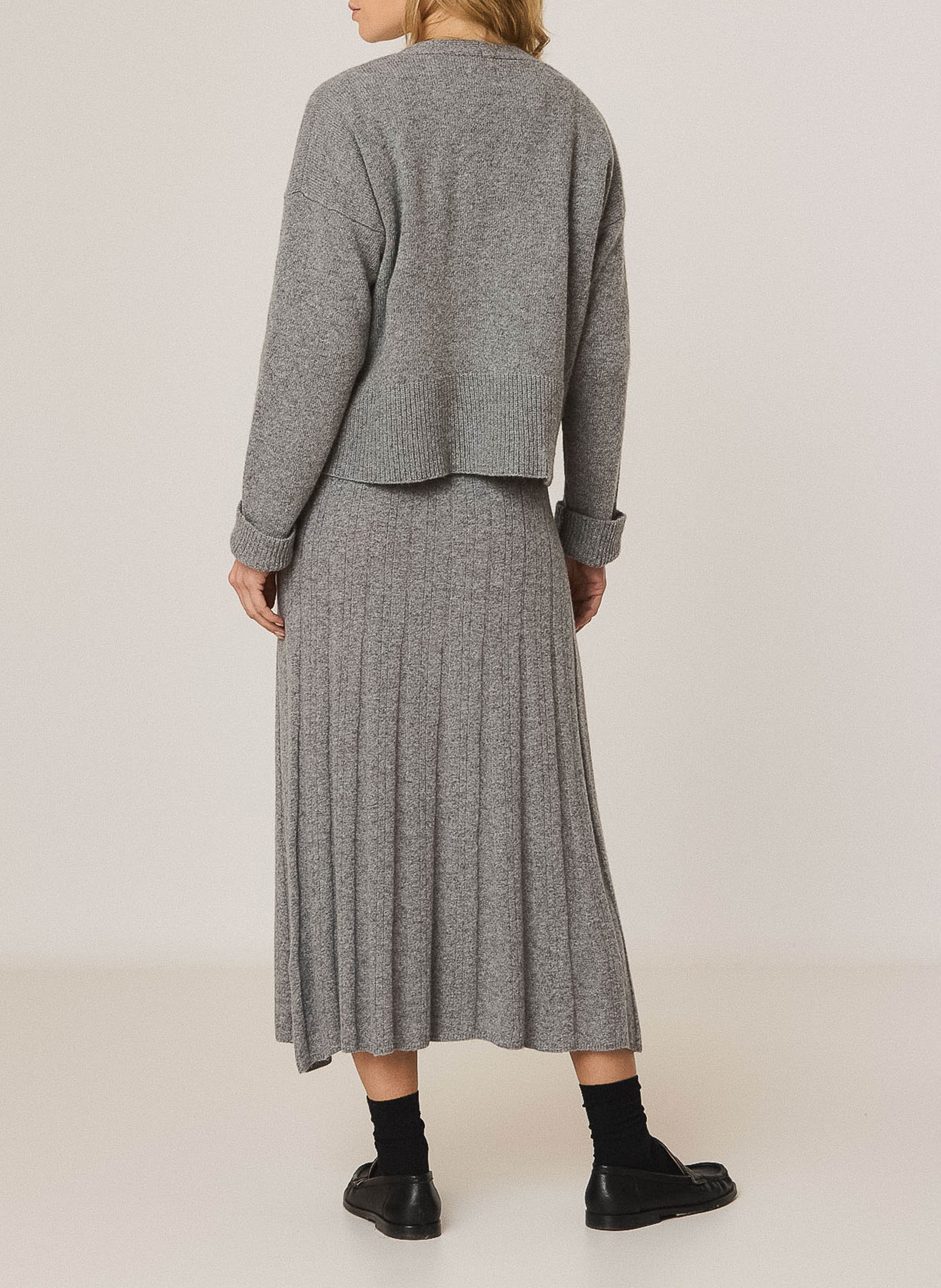 Oversized V-neck vest INDI & COLD Grey