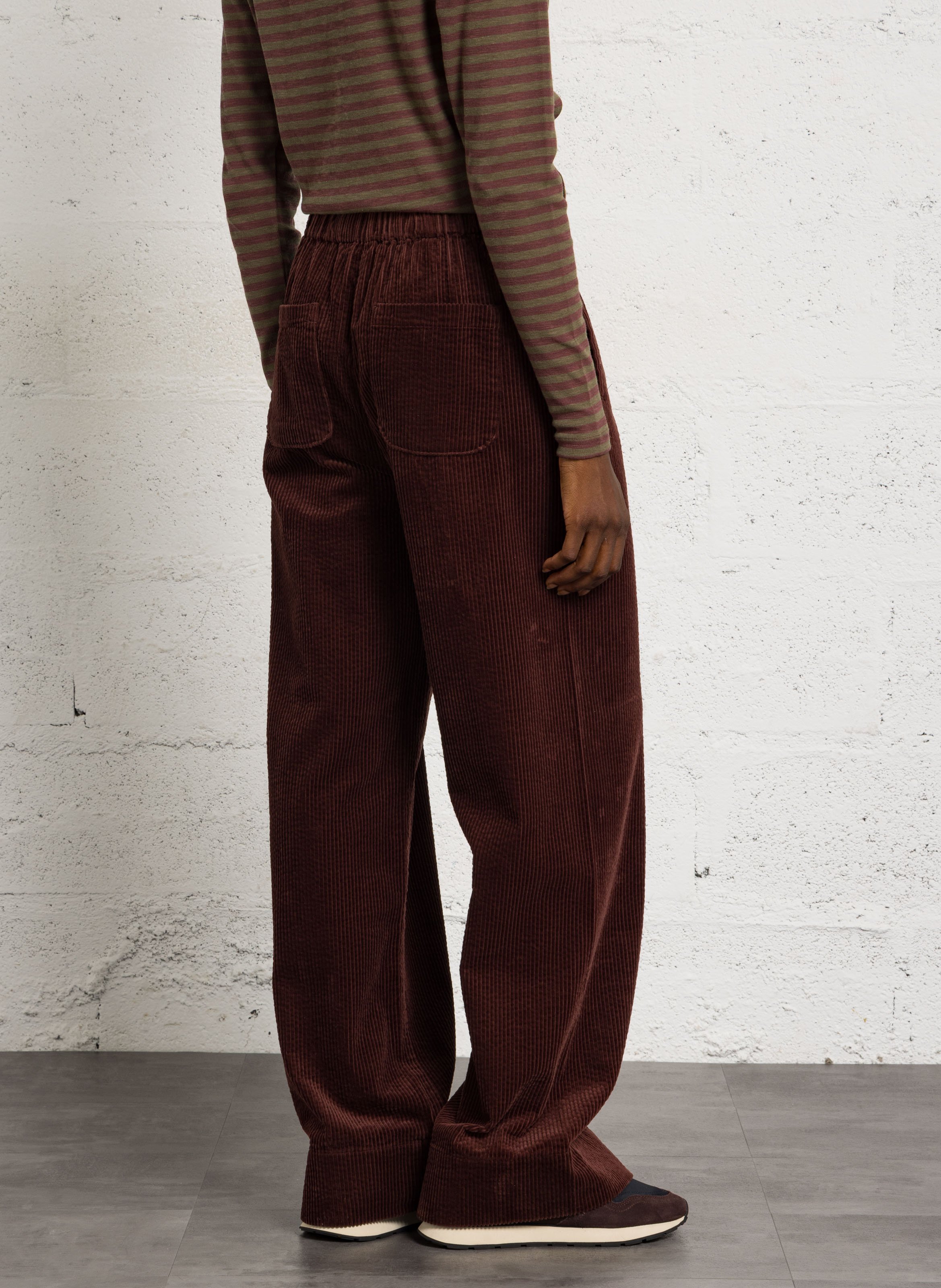 Pantalon large en velours côtelé JC SOPHIE Marron