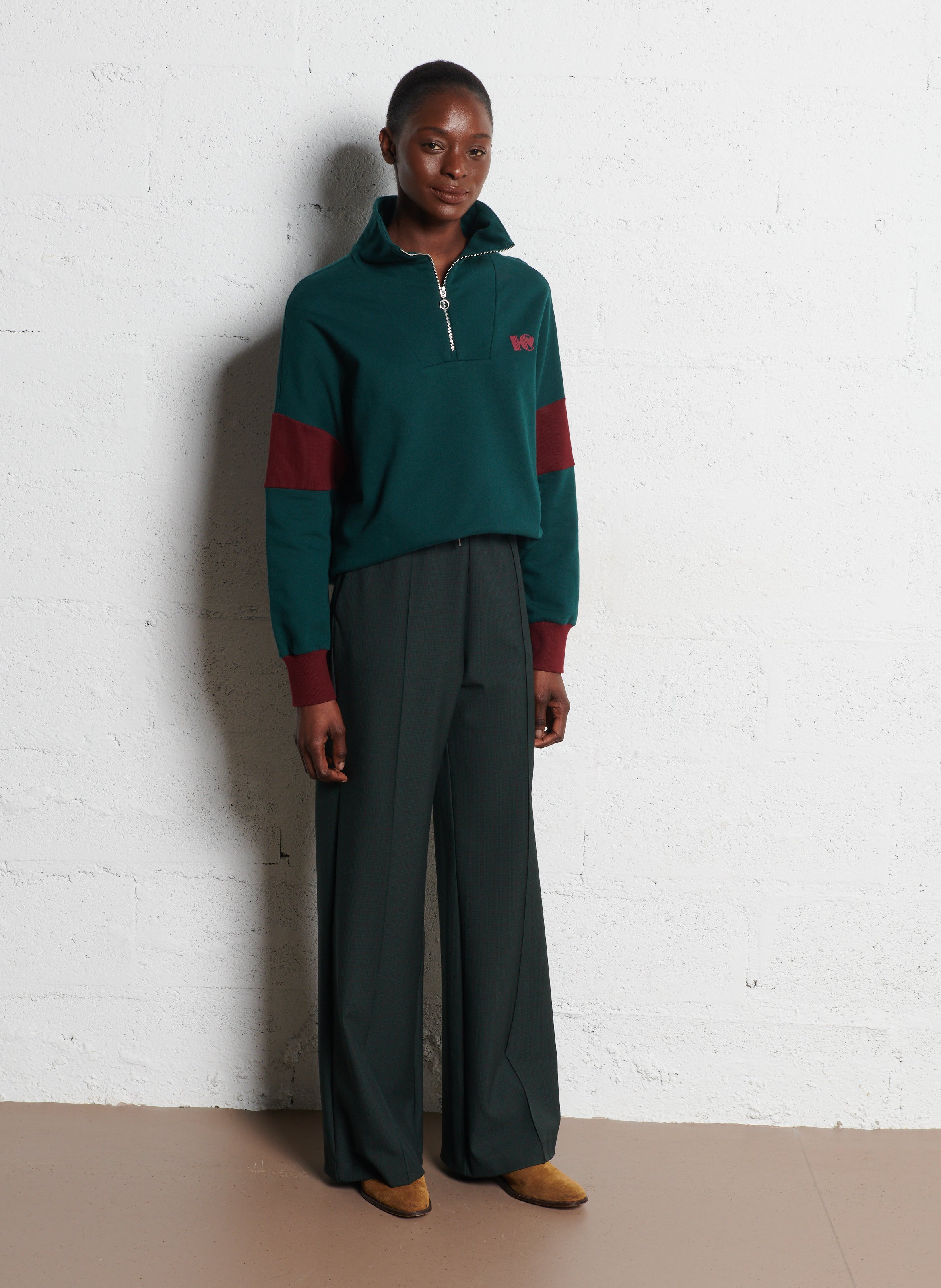 Cotton sweatshirt with zip-up high neck I CODE Green