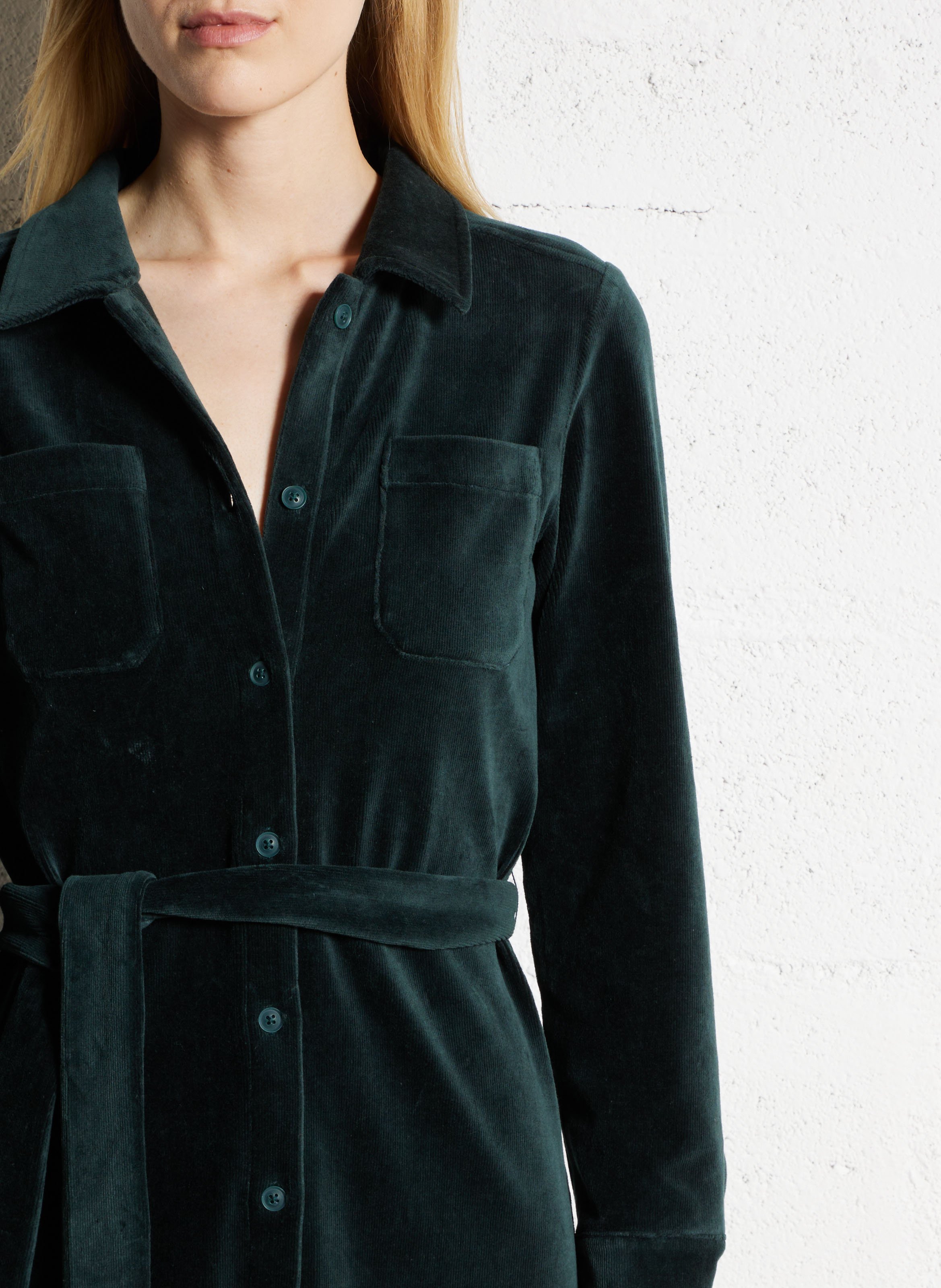 Robe midi ceinturée en velours côtelé NICE THINGS Vert