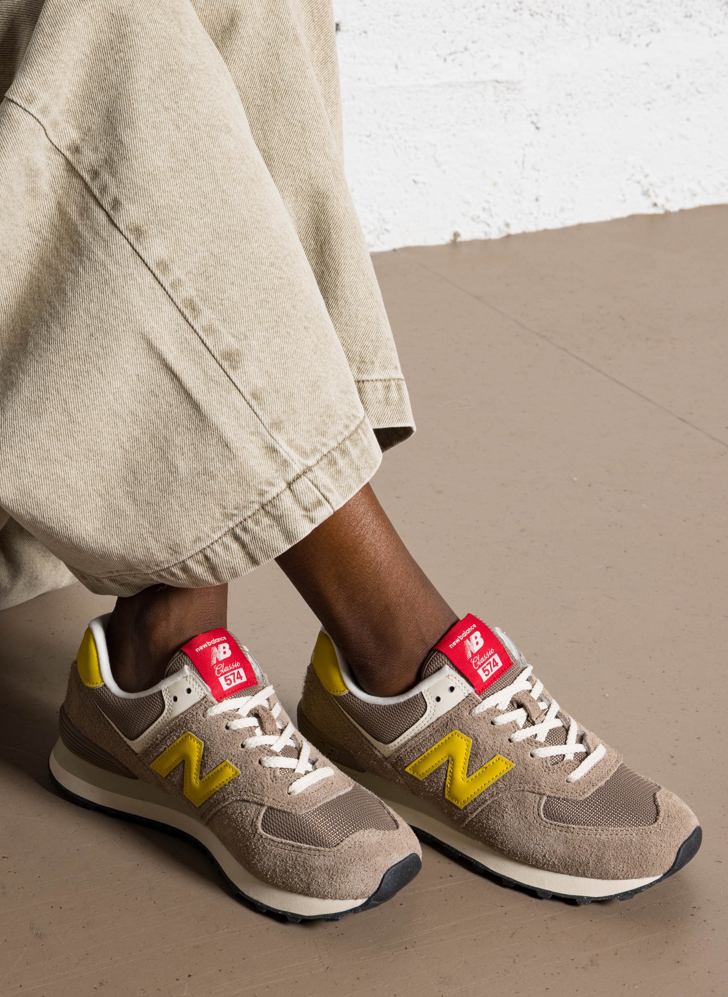 Low-top leather mix sneakers NEW BALANCE Brown