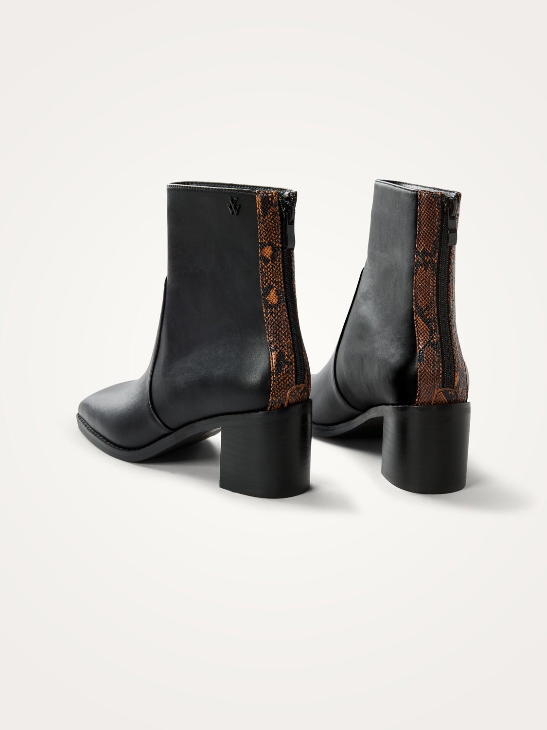 Bottines léopard à talon Noir