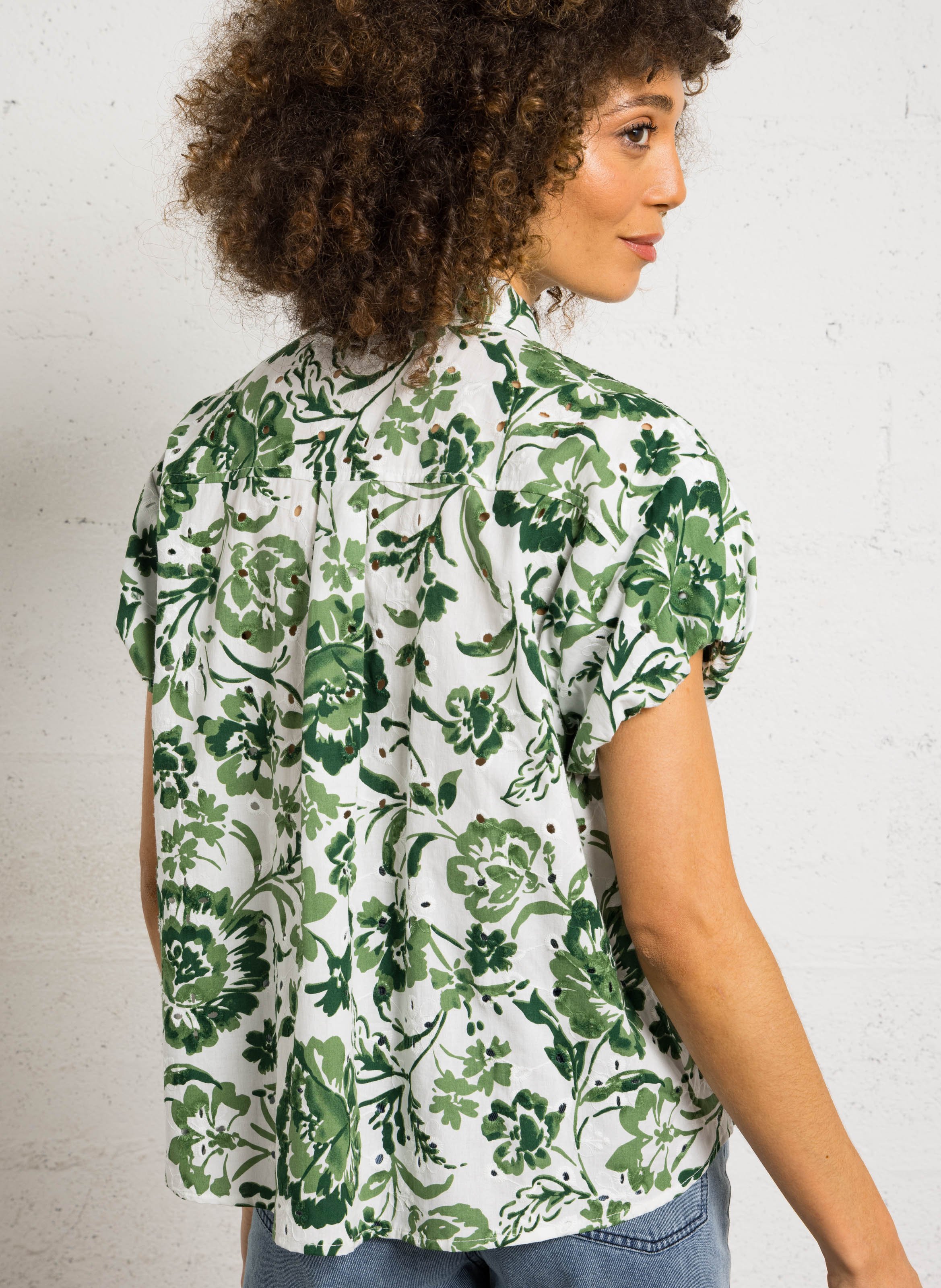 Oversize-Bluse aus Baumwolle mit klassischem Kragen THE KORNER Grun