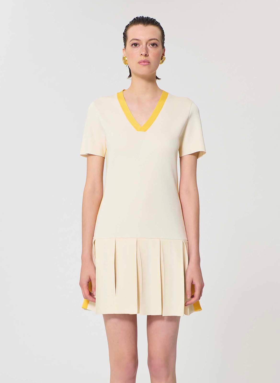 Robe courte plissée manches courtes  TARA JARMON