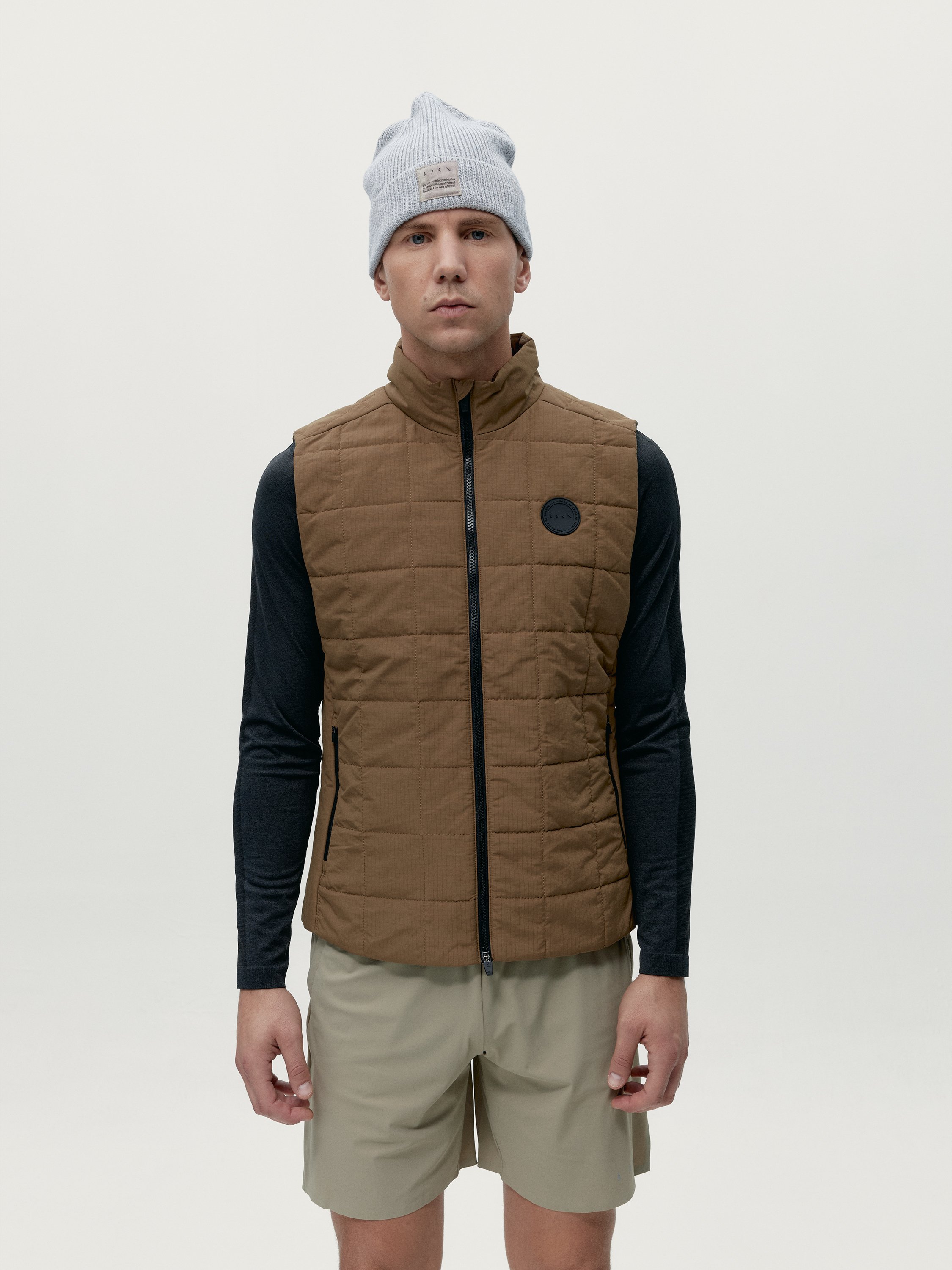 MERRIT sports vest with zipper BORN LIVING YOGA Brown