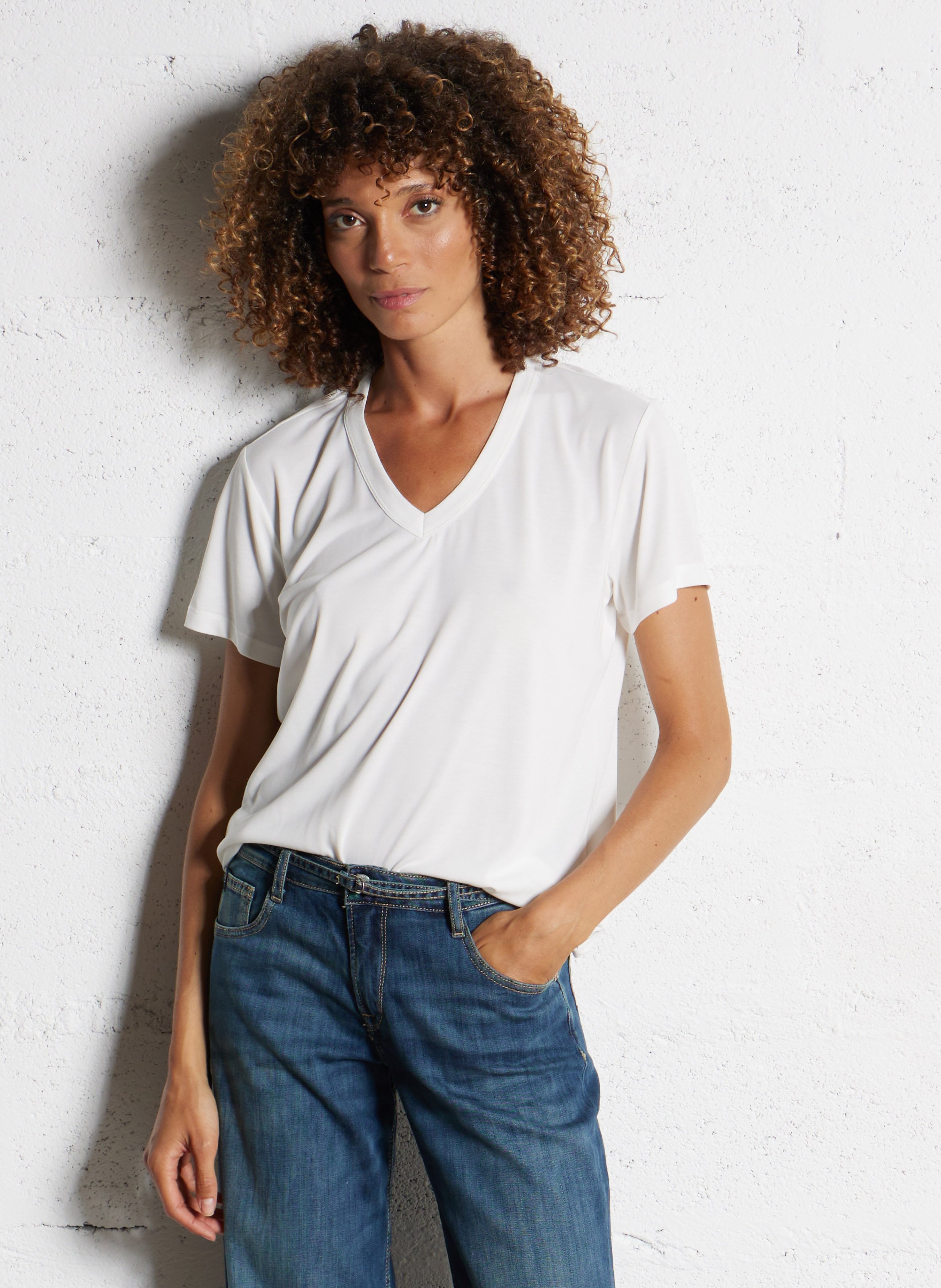 Straight-fit T-shirt met V-hals LE TEMPS DES CERISES Wit