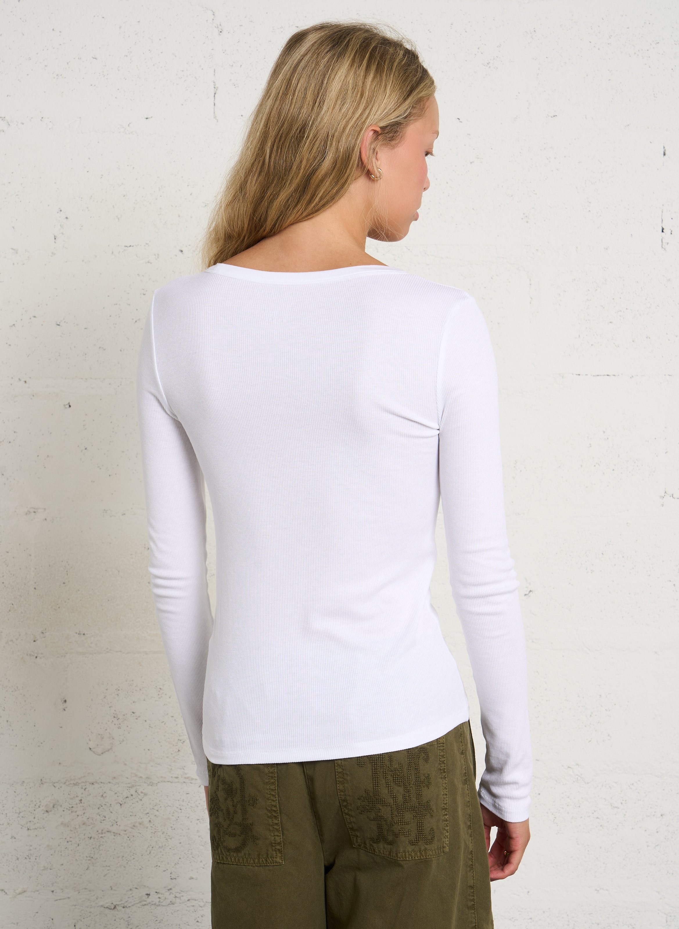 Fitted ribbed V-neck T-shirt MAJESTIC FILATURES White