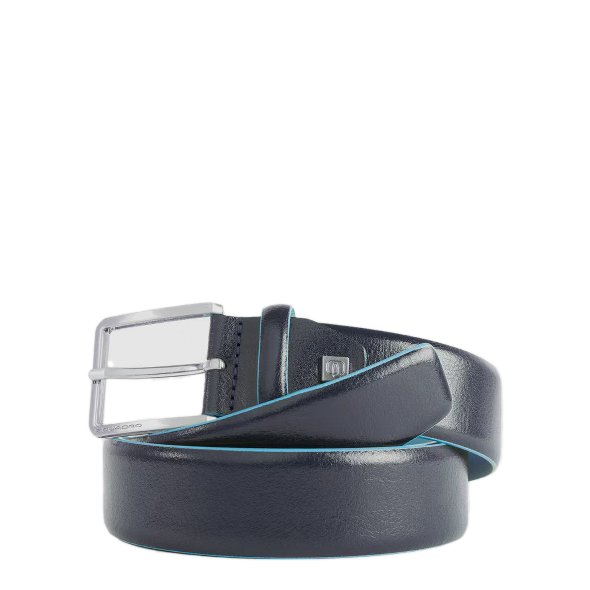 - Buckle closure. - Width: 3 cm.  PIQUADRO