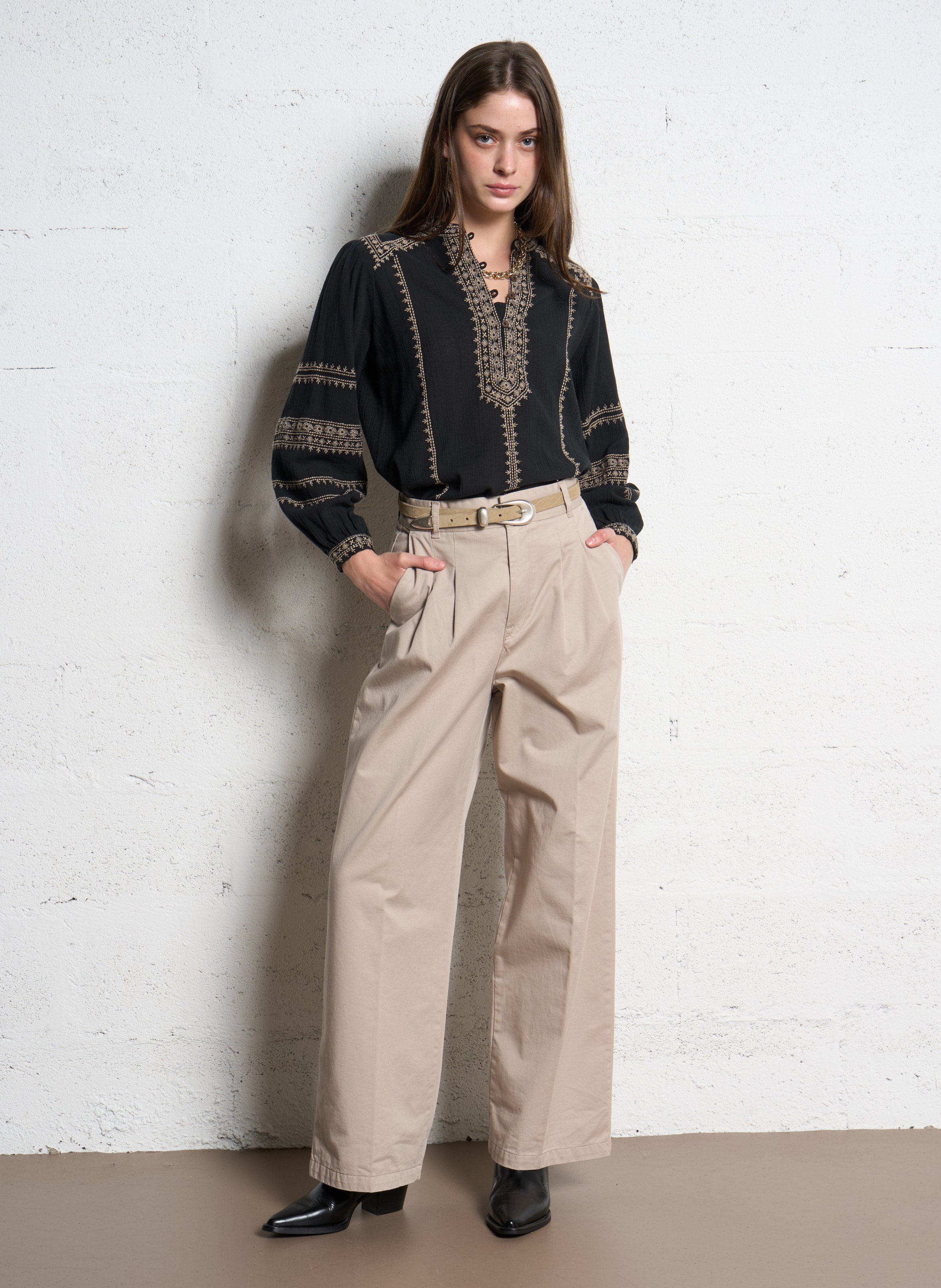 Round neck blouse with embroidered details MAISON HOTEL Black