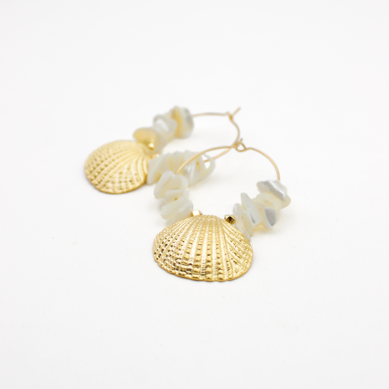 Crunch Shell Hoop Earrings - Eve L'ATELIER DES DAMES Golden