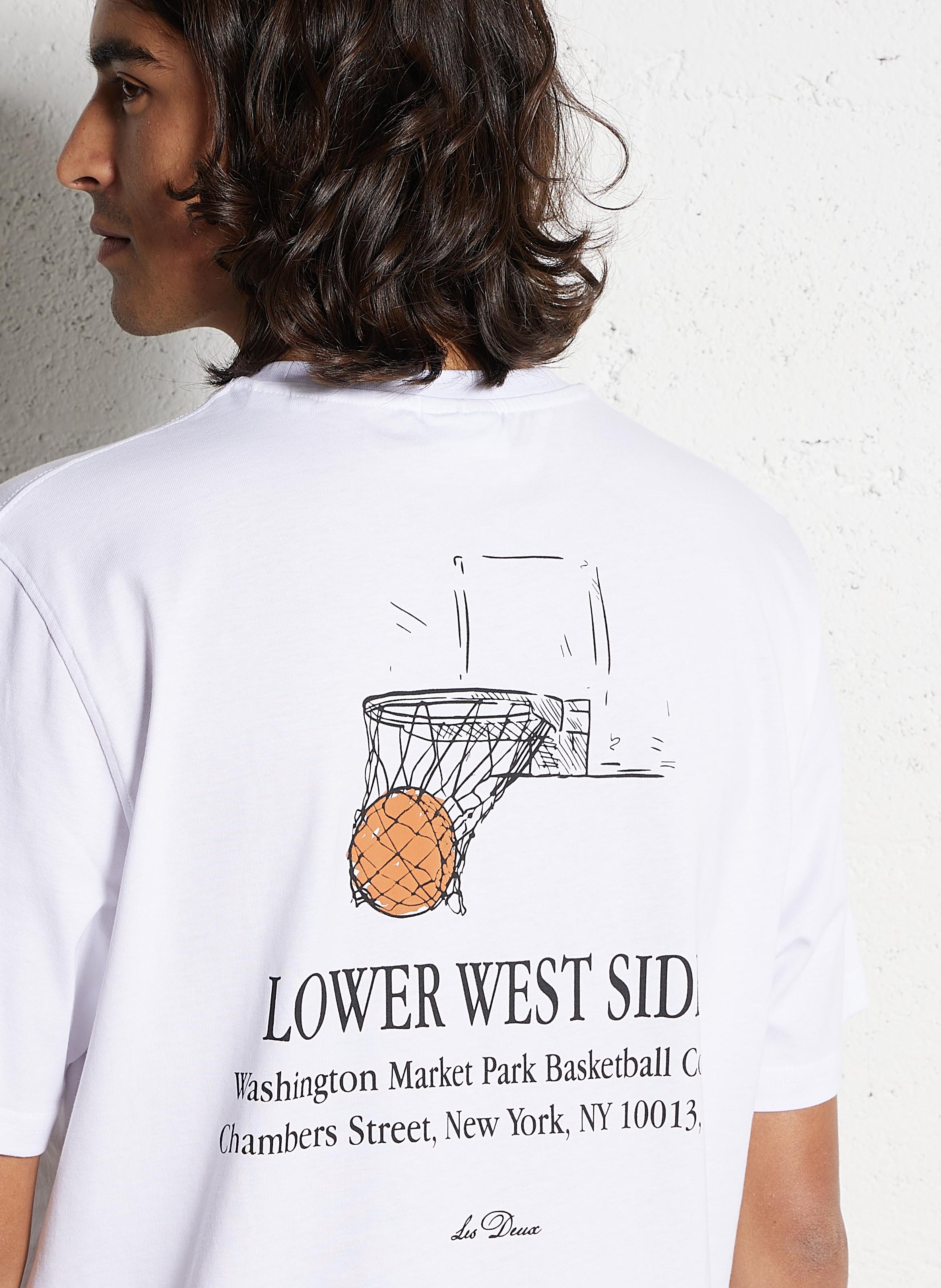 Gerader Rundhalsausschnitt T-Shirt mit Bio-Baumwoll-Print LES DEUX Weiss