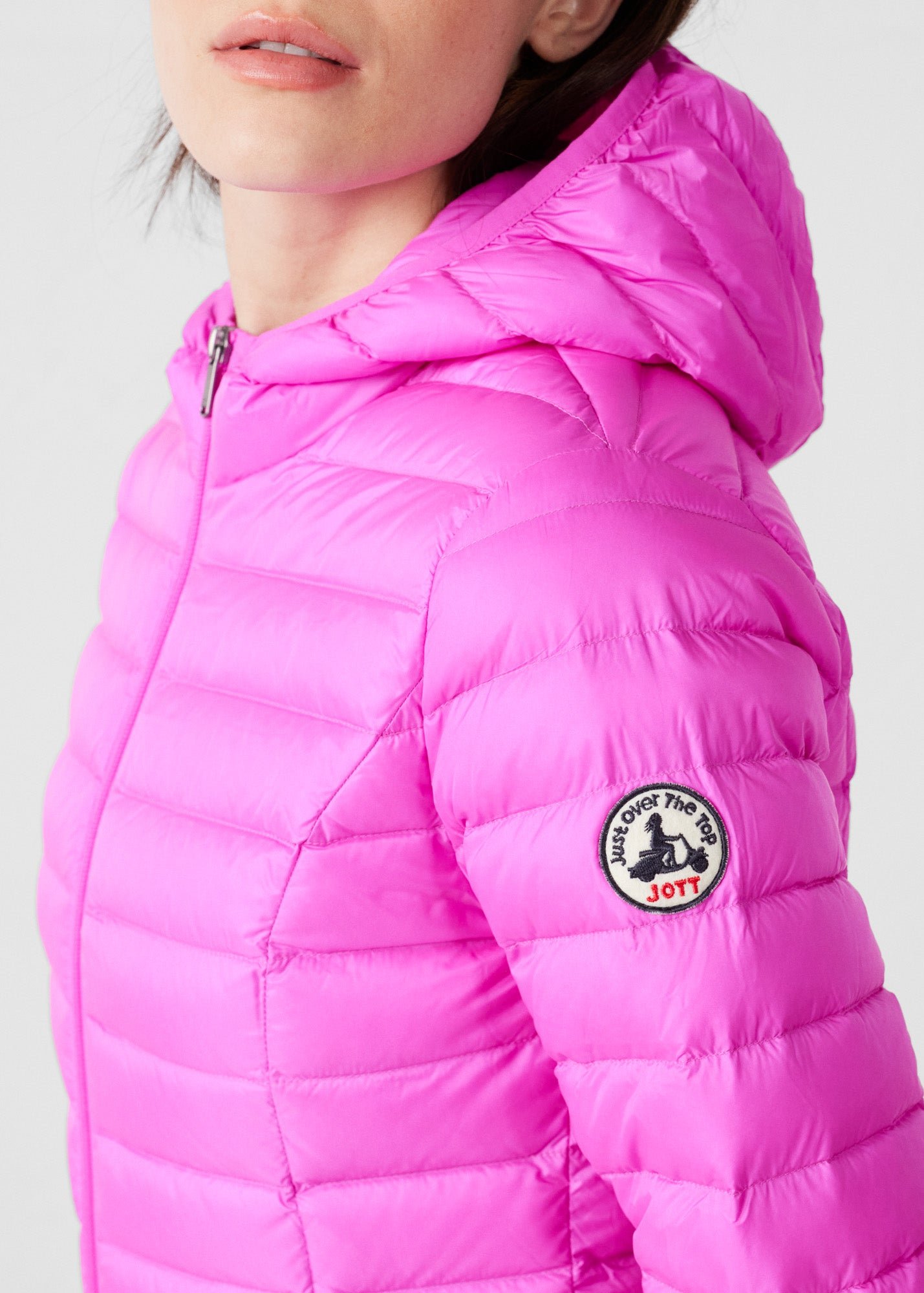Lightweight hooded puffer jacket Cloe JOTT Pink