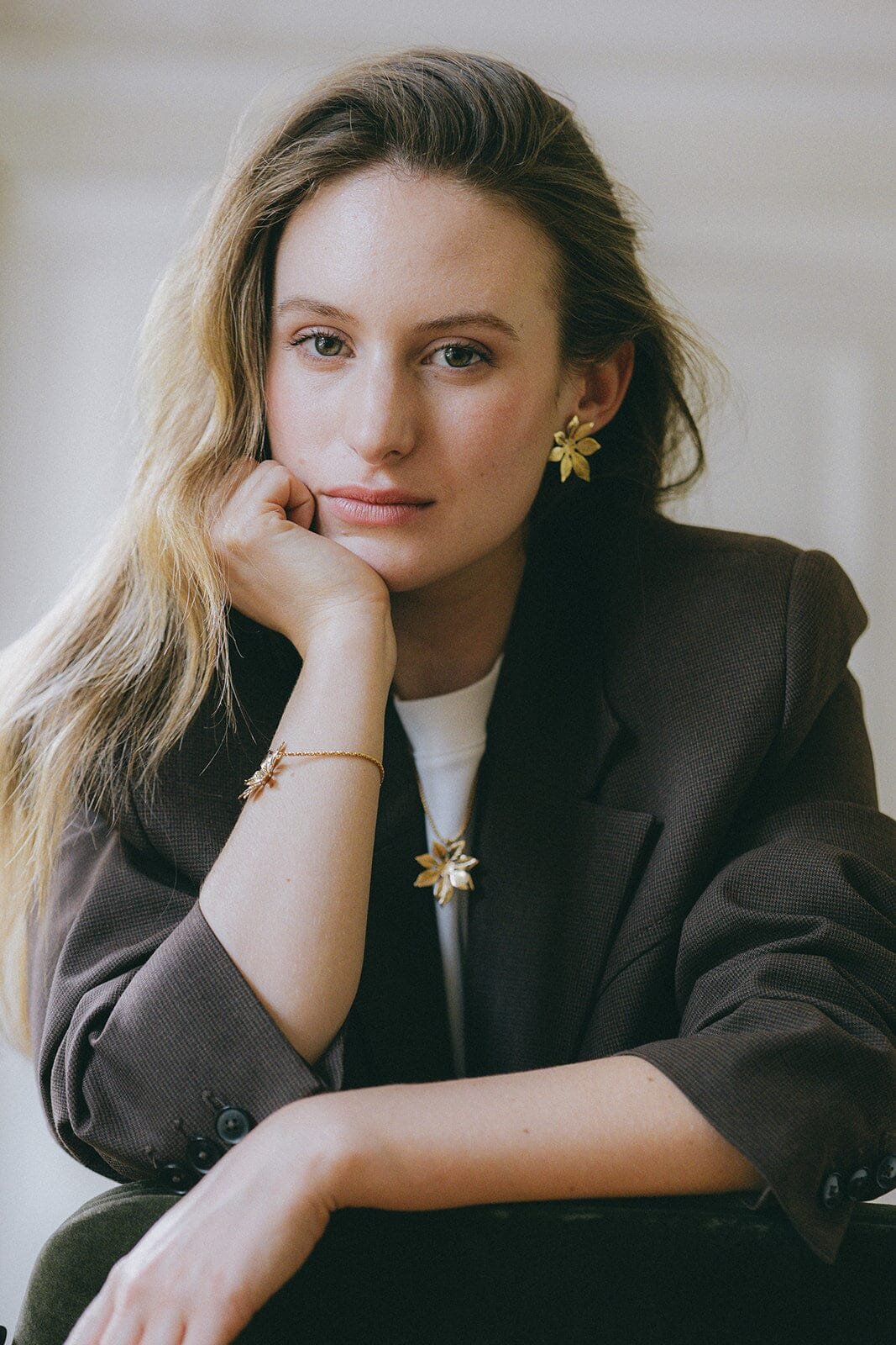 Flower stud earrings in gold-plated fine gold MONSIEUR SIMONE Golden