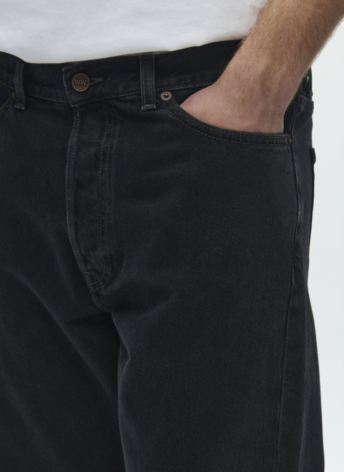 Jean droit en coton bio WOOD WOOD Noir