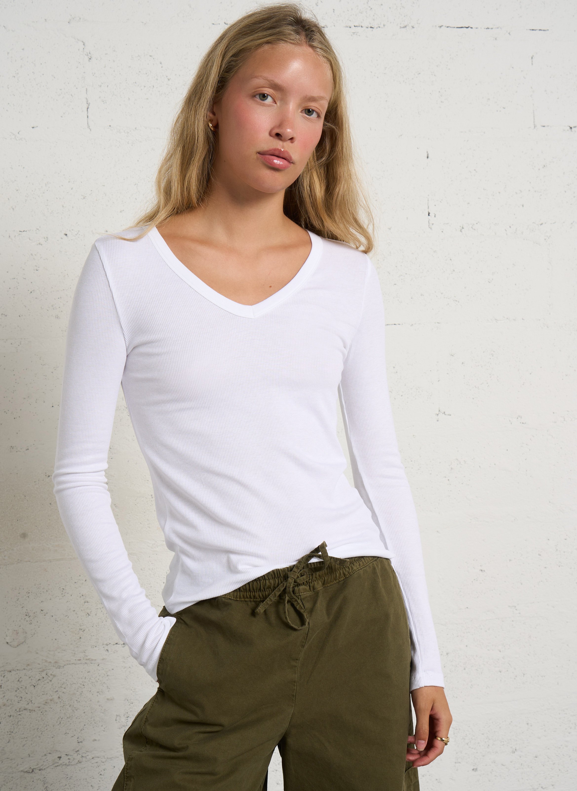 Fitted ribbed V-neck T-shirt MAJESTIC FILATURES