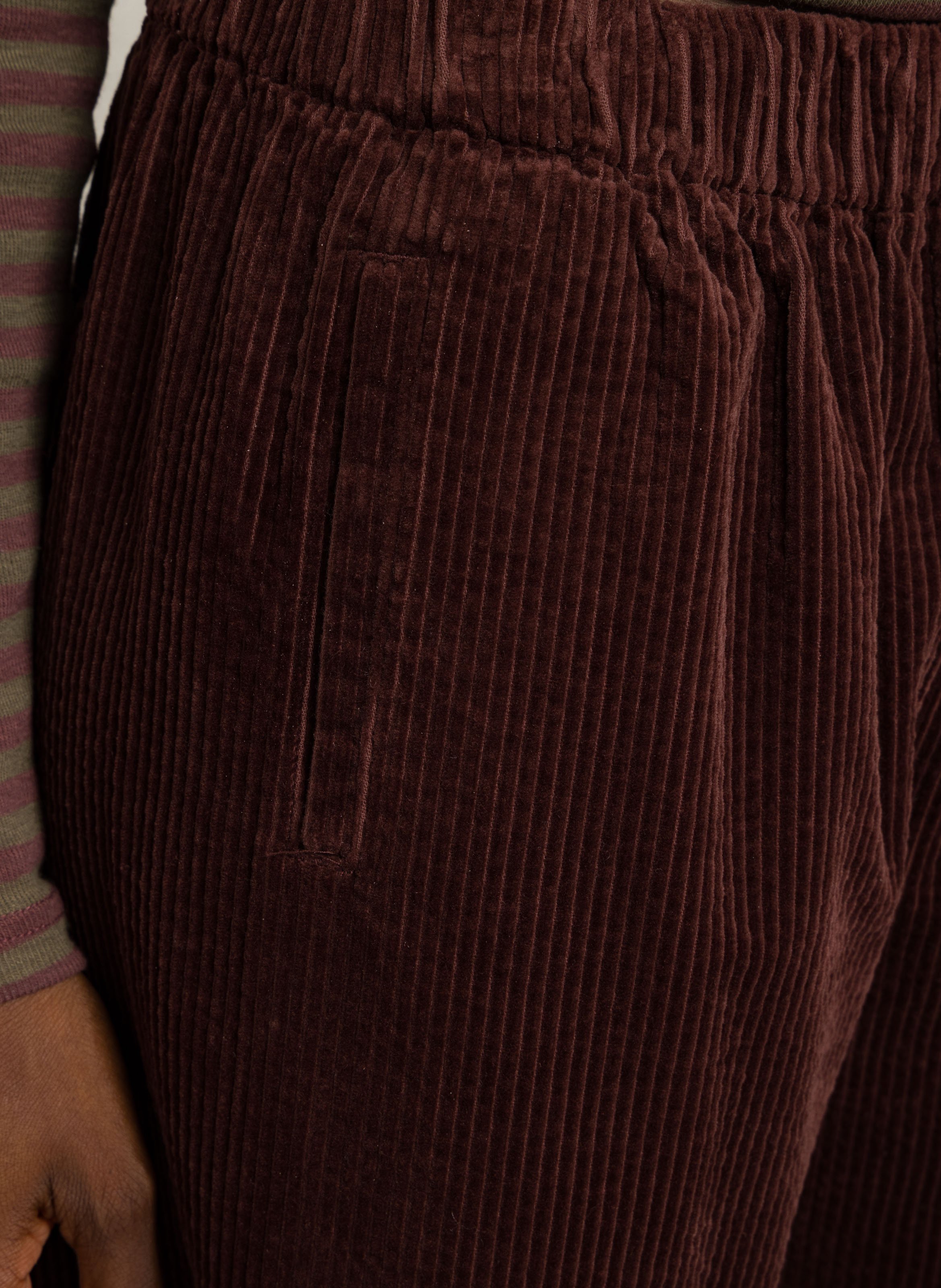 Pantalon large en velours côtelé JC SOPHIE Marron