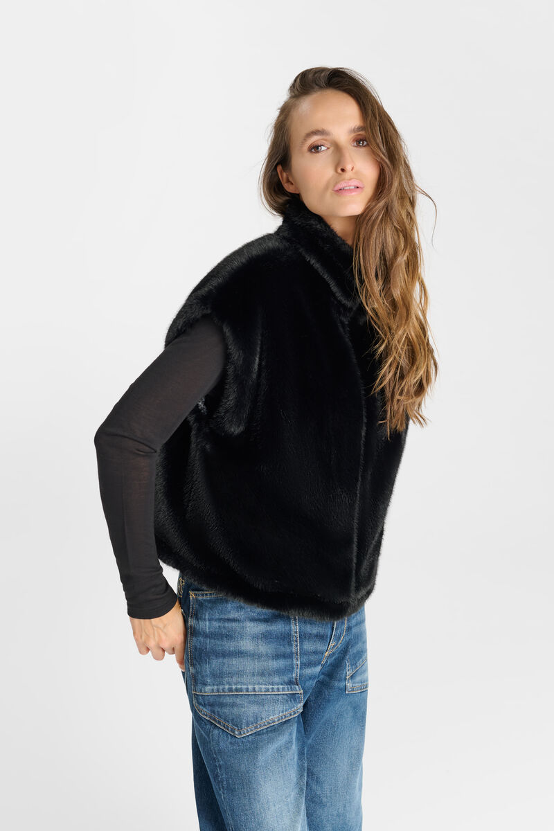 Sleeveless jacket LE TEMPS DES CERISES Black