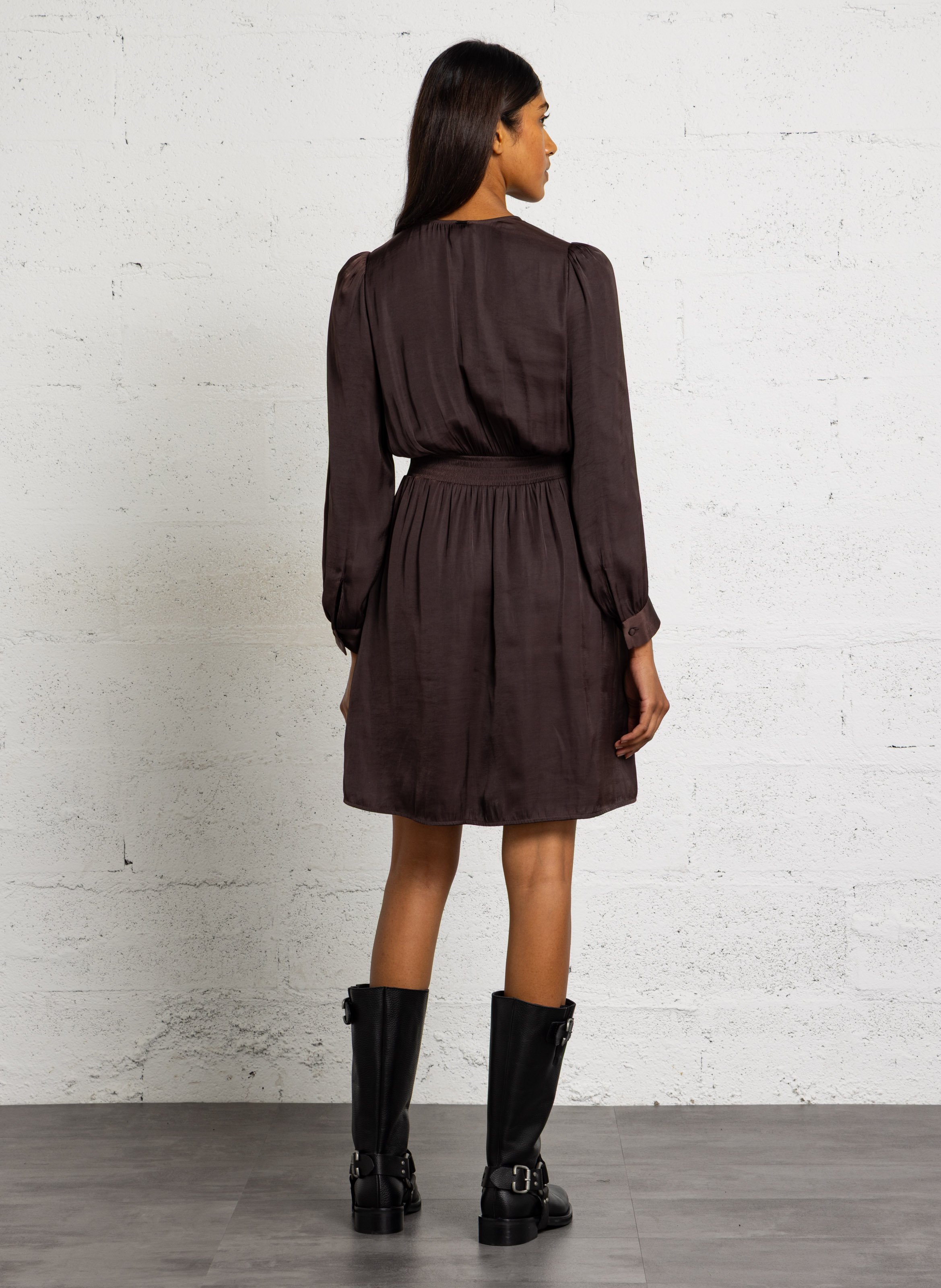 Short satin V-neck dress IKKS Brown
