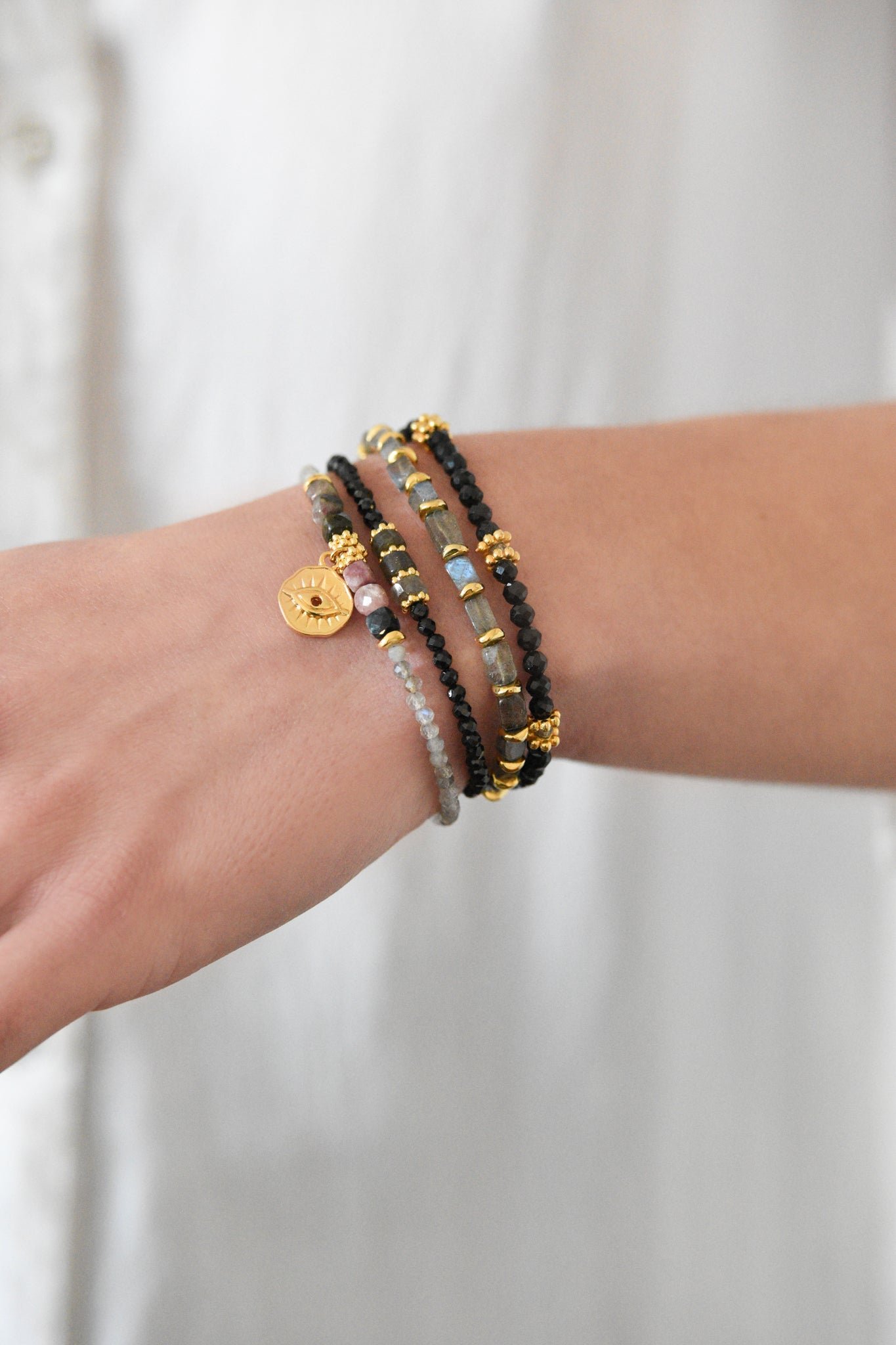 Tourmaline and labradorite eye bracelet GINANDGER Blue