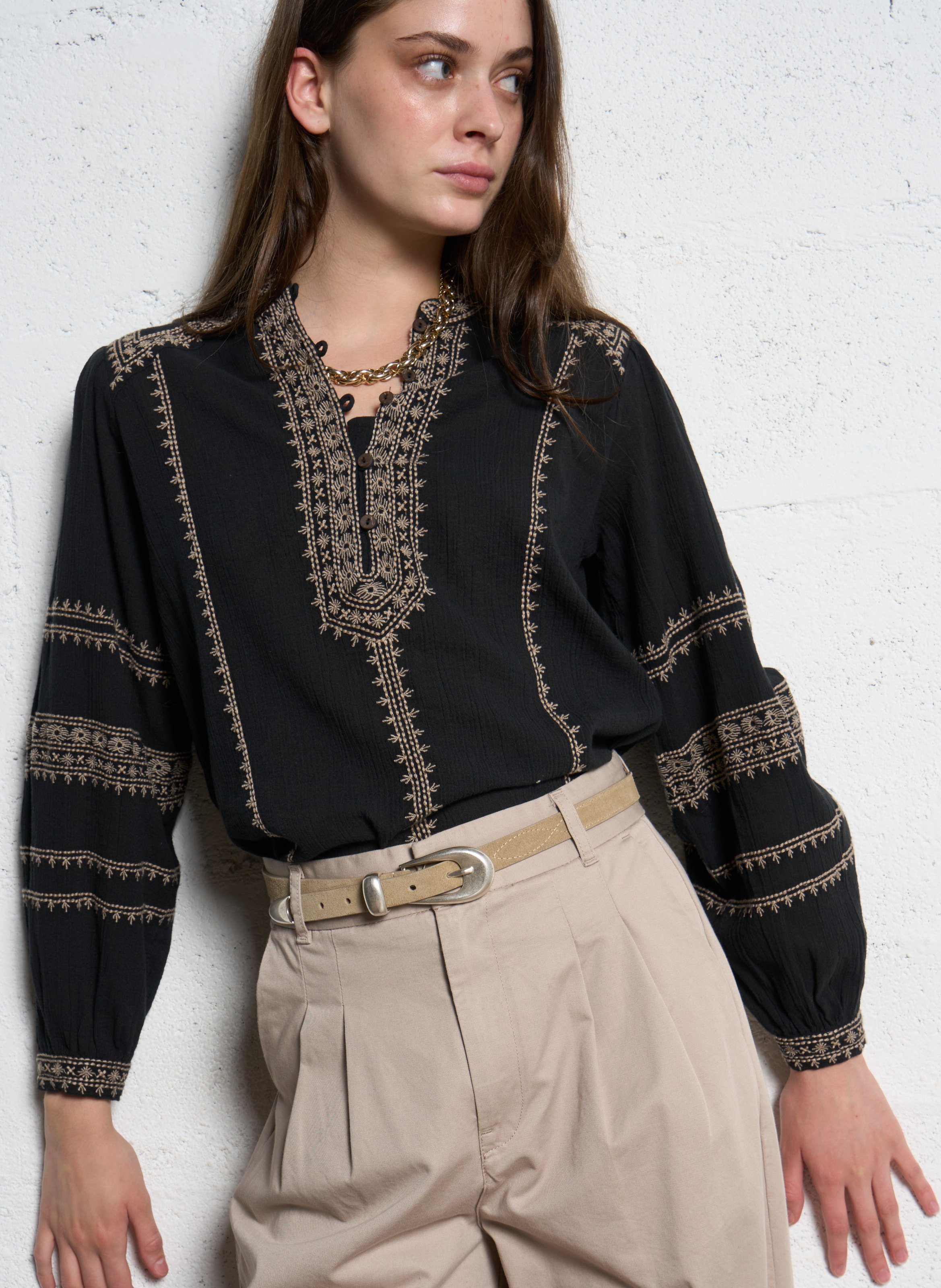 Round neck blouse with embroidered details MAISON HOTEL Black