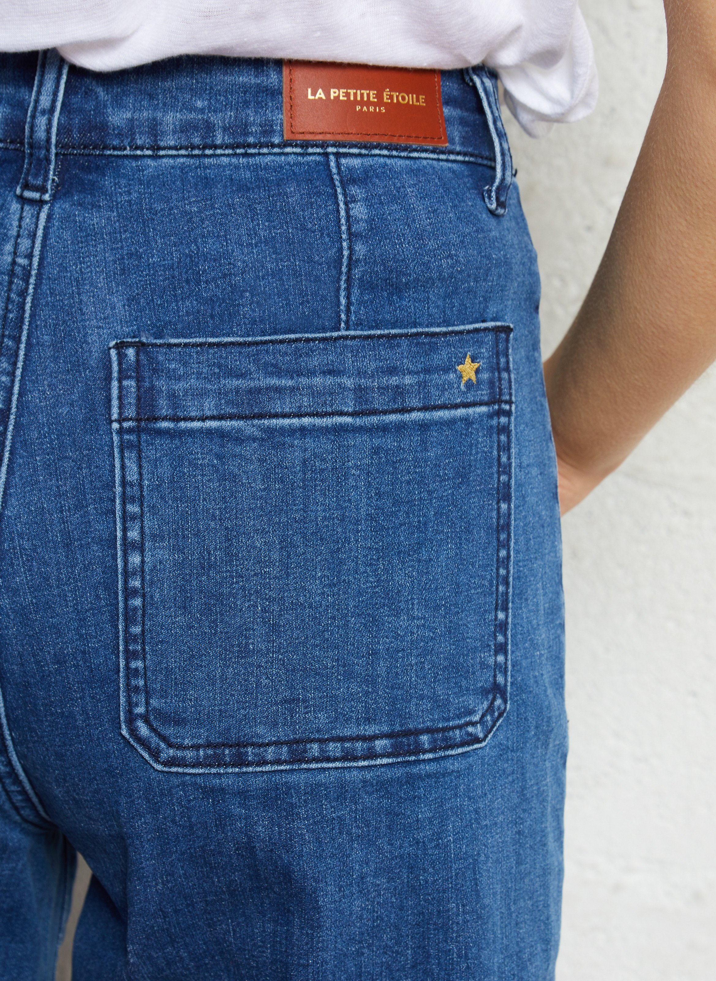 Jean taille haute évasée LA PETITE ETOILE Jean Stone