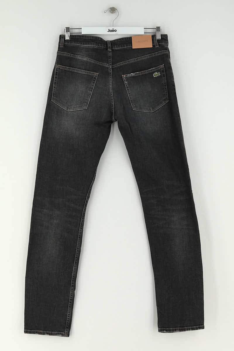 - Straight-leg jeans
- 5 pockets
- Straight cut
- Faded effect LACOSTE - SECONDE MAIN Grey