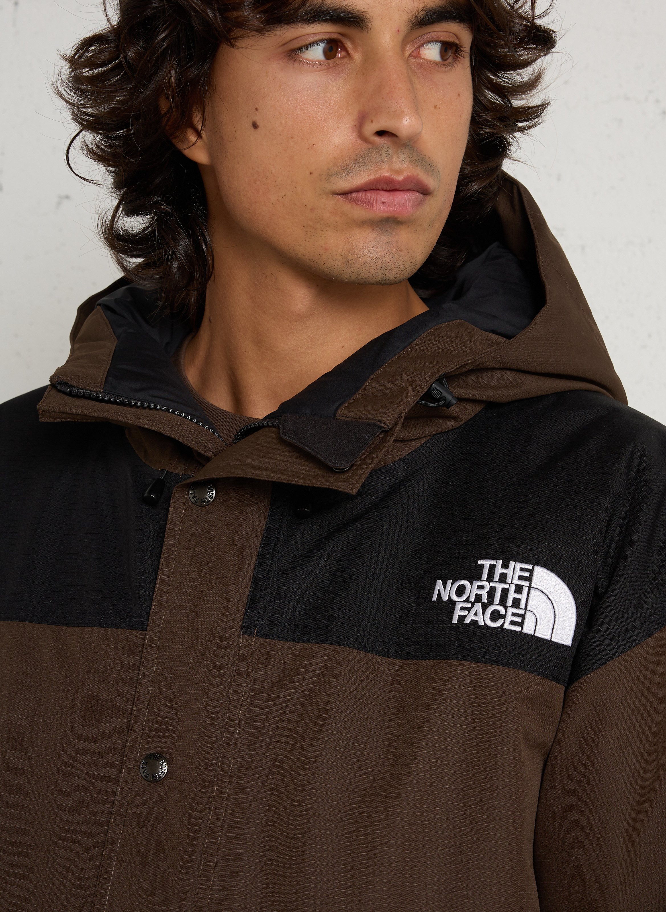 Veste droite col montant matelassée à capuche THE NORTH FACE Marron
