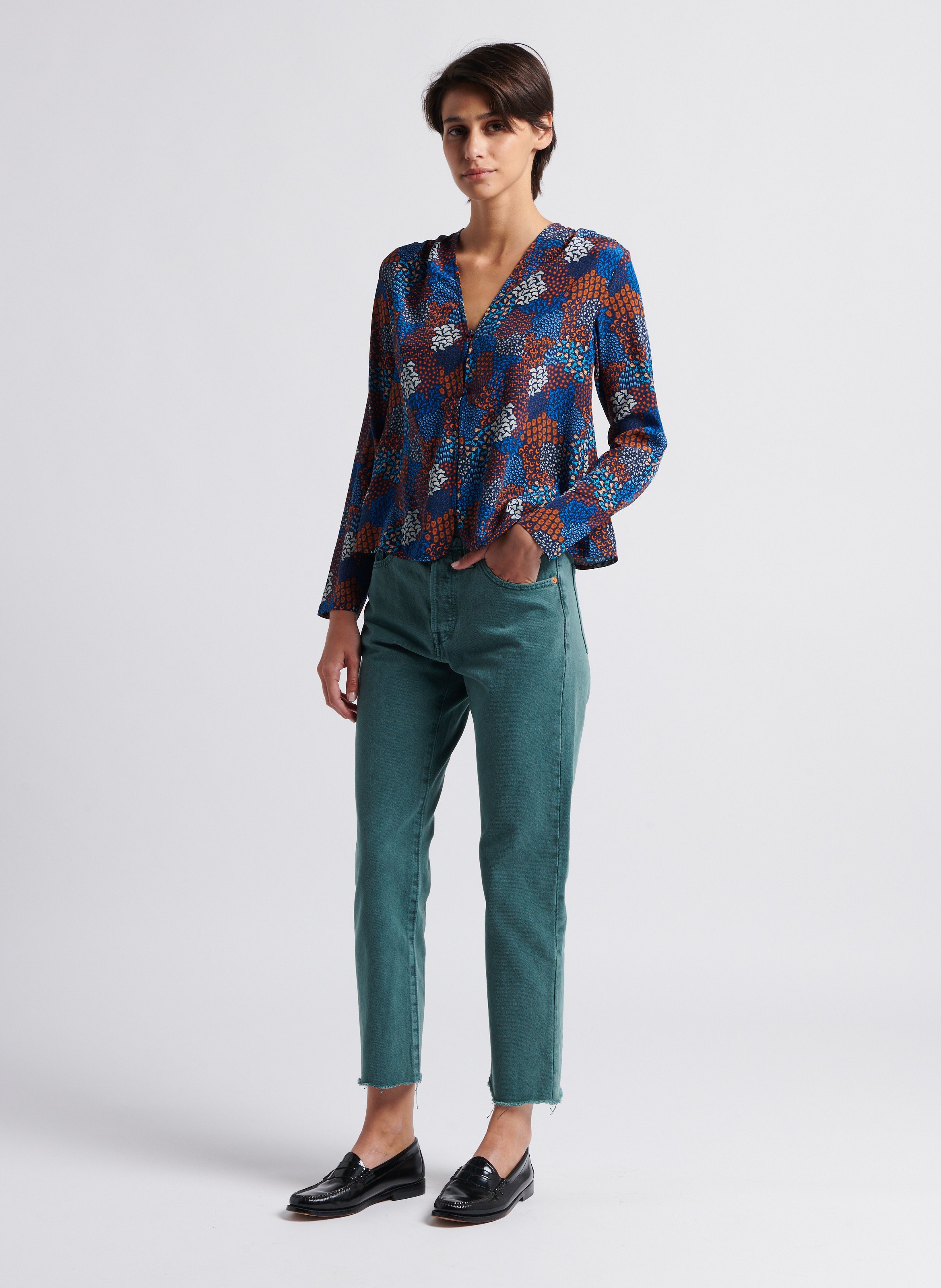 Blouse col V en soie SOI PARIS Bleu