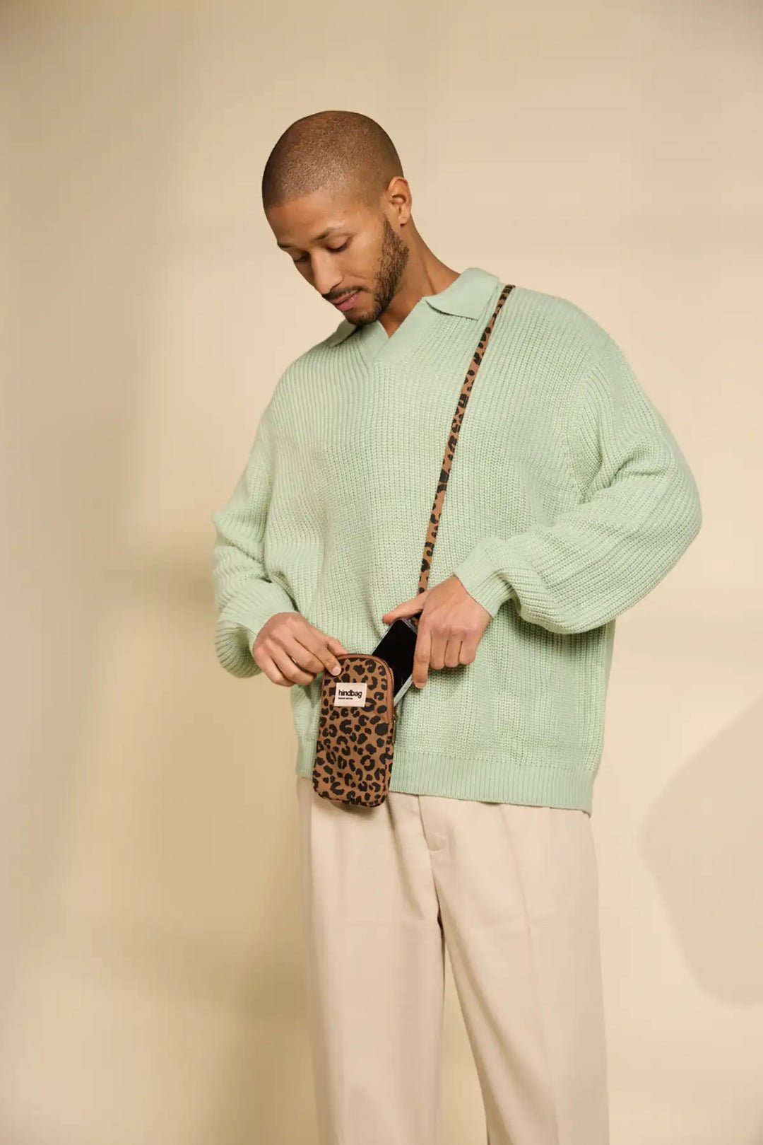 Cotton phone pouch HINDBAG Brown