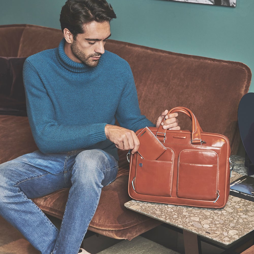 Grained faux leather laptop bag PIQUADRO Brown