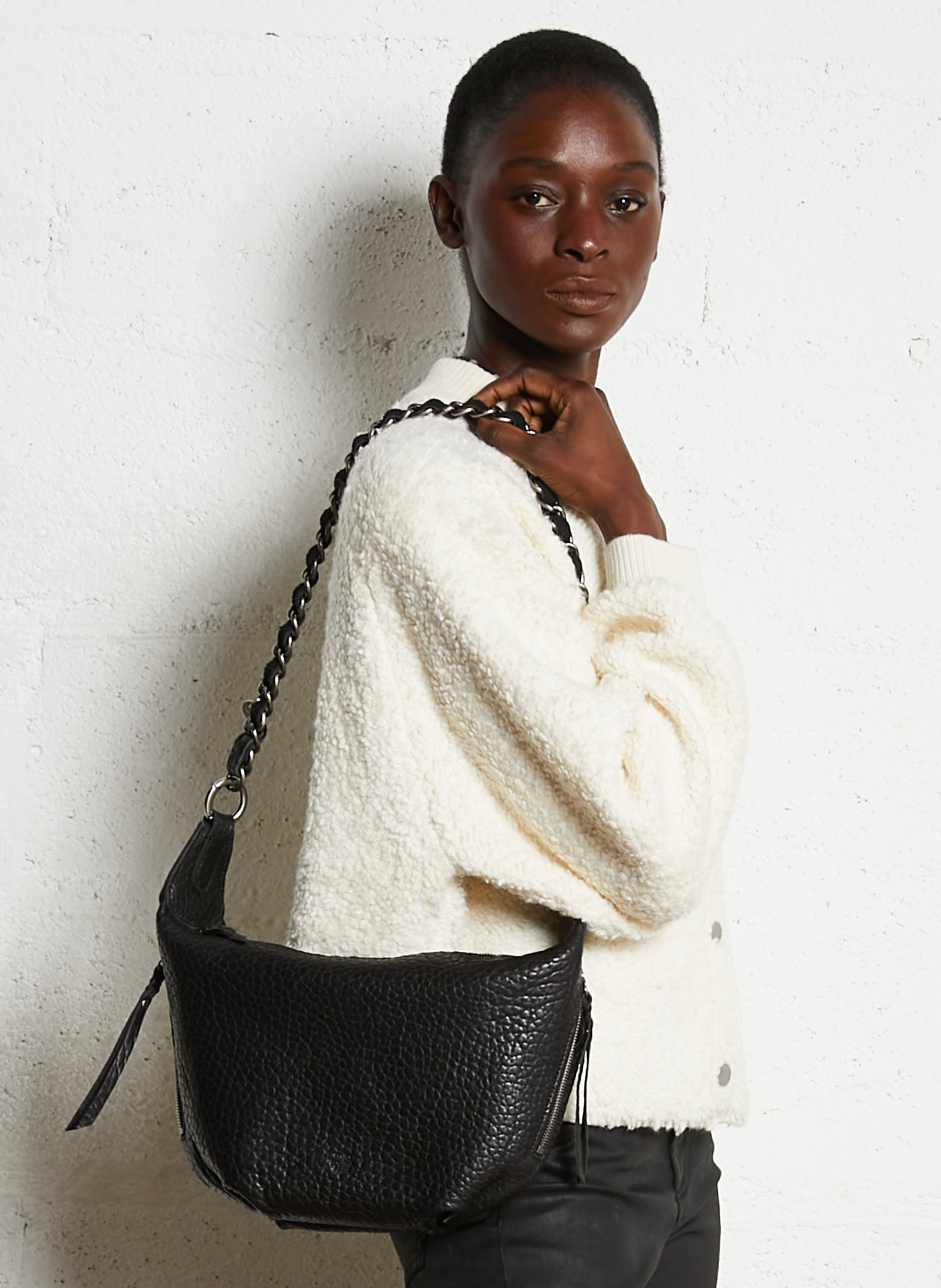 Halfronde leren tas MILA LOUISE Zwart