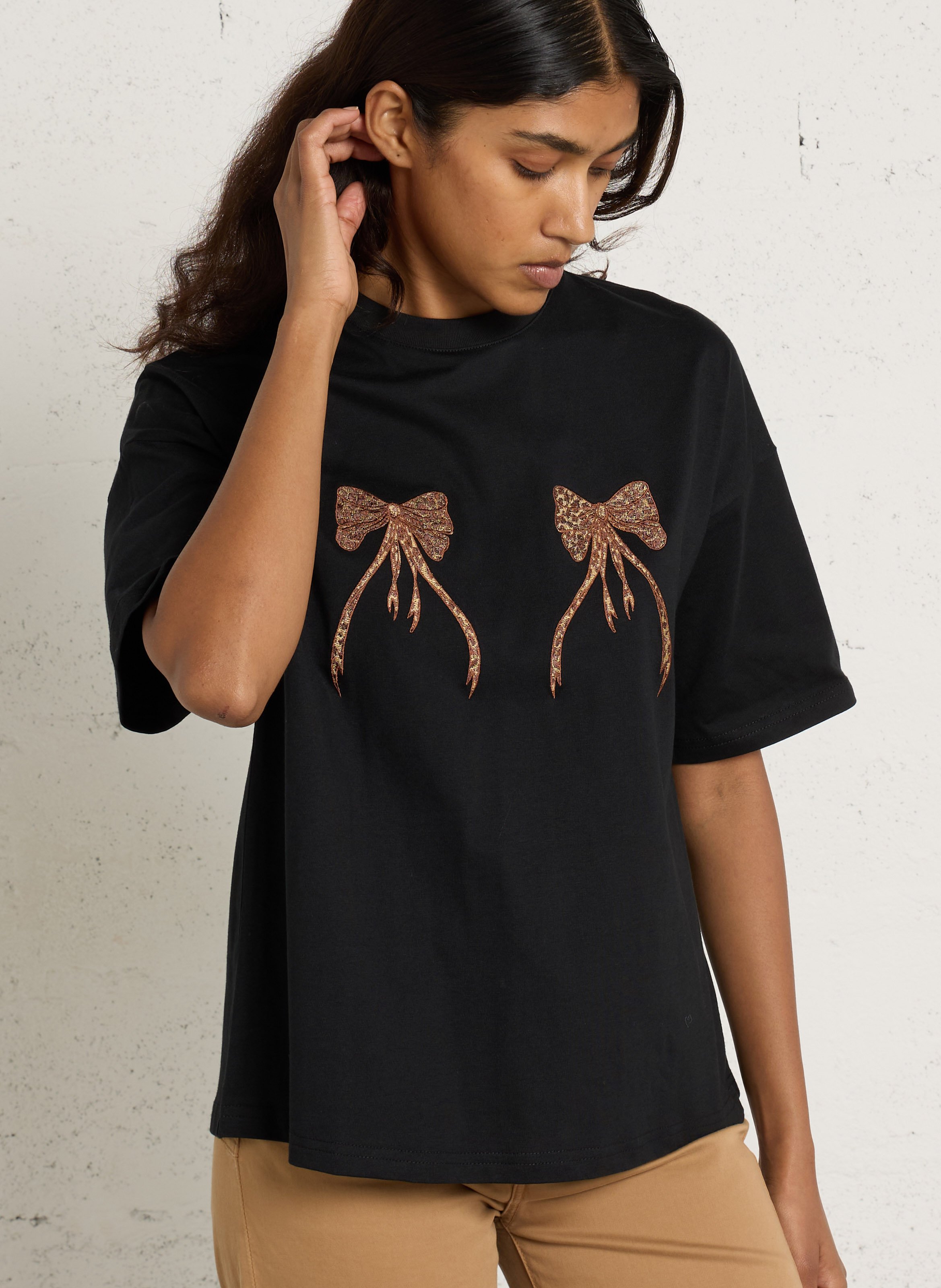 Oversized cotton T-shirt NEVER FULLY DRESSED Black