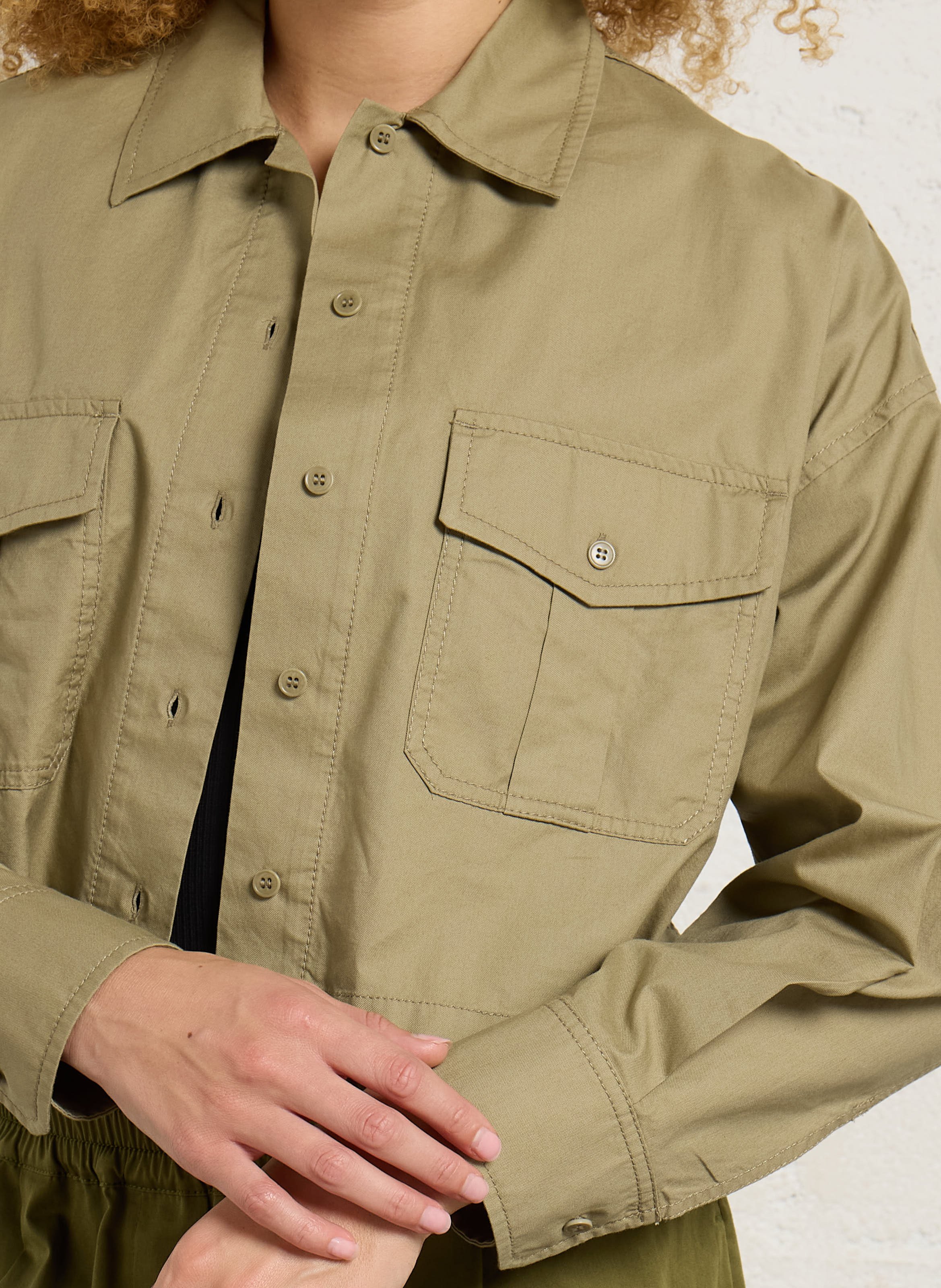 Kurze einfarbige Knopfjacke MAX MARA WEEK END Grun