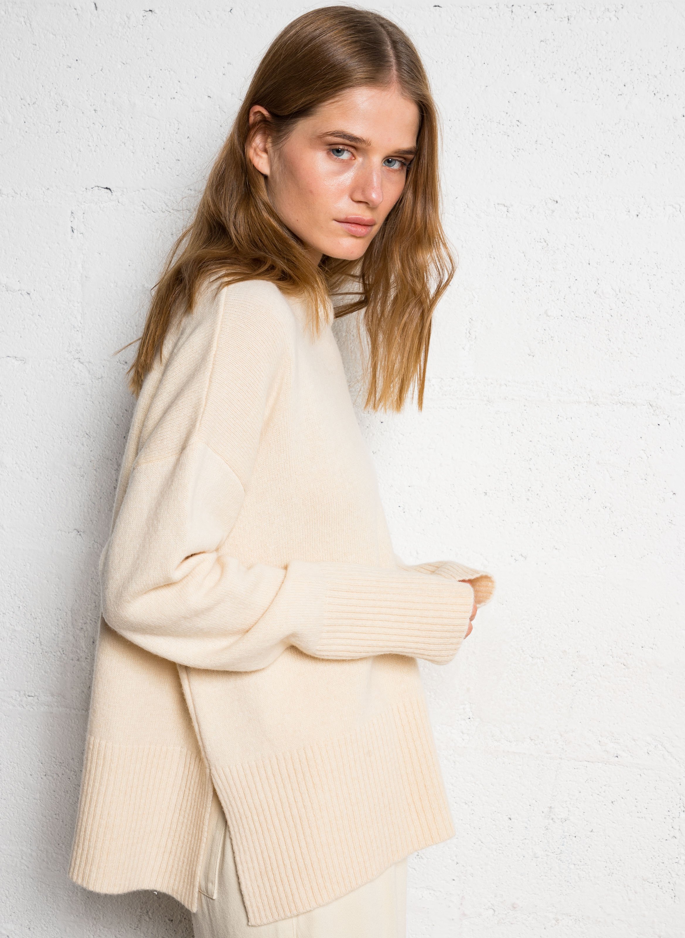 Oversized trui | wolblend THE NEW SOCIETY Beige