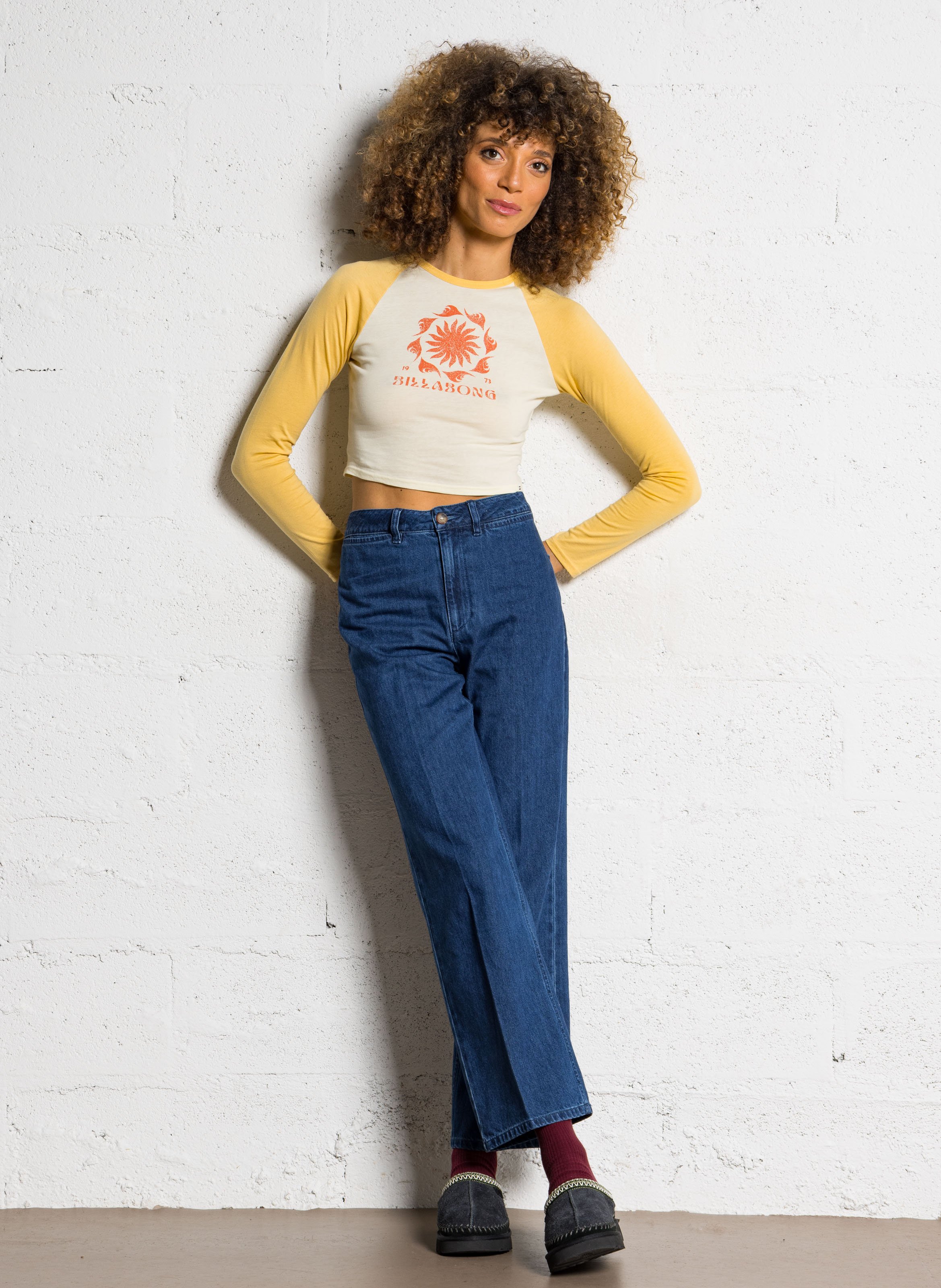 Tee-shirt court moulant en coton BILLABONG Jaune