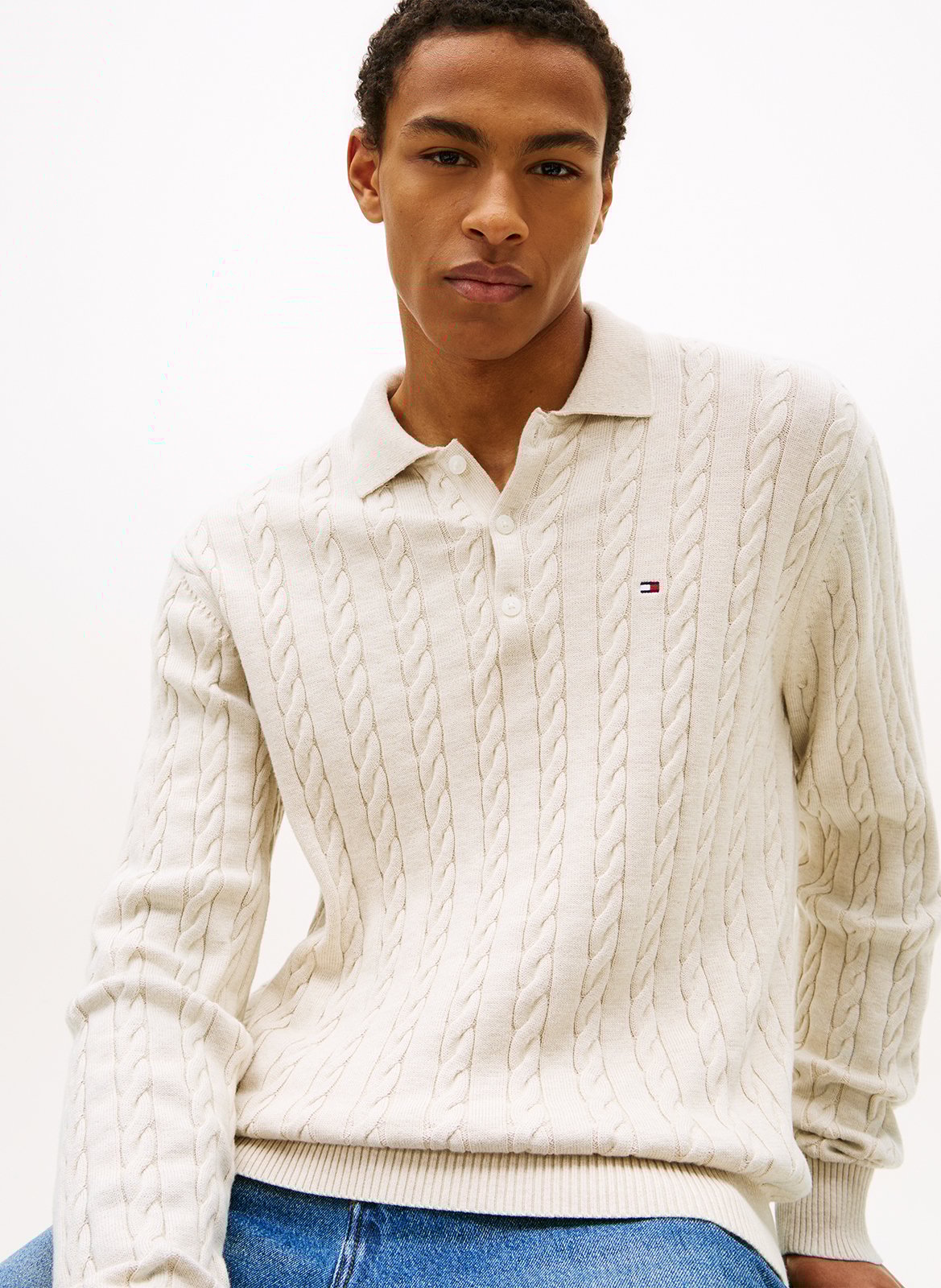 Jersey de corte regular en algodón orgánico. TOMMY HILFIGER Beige