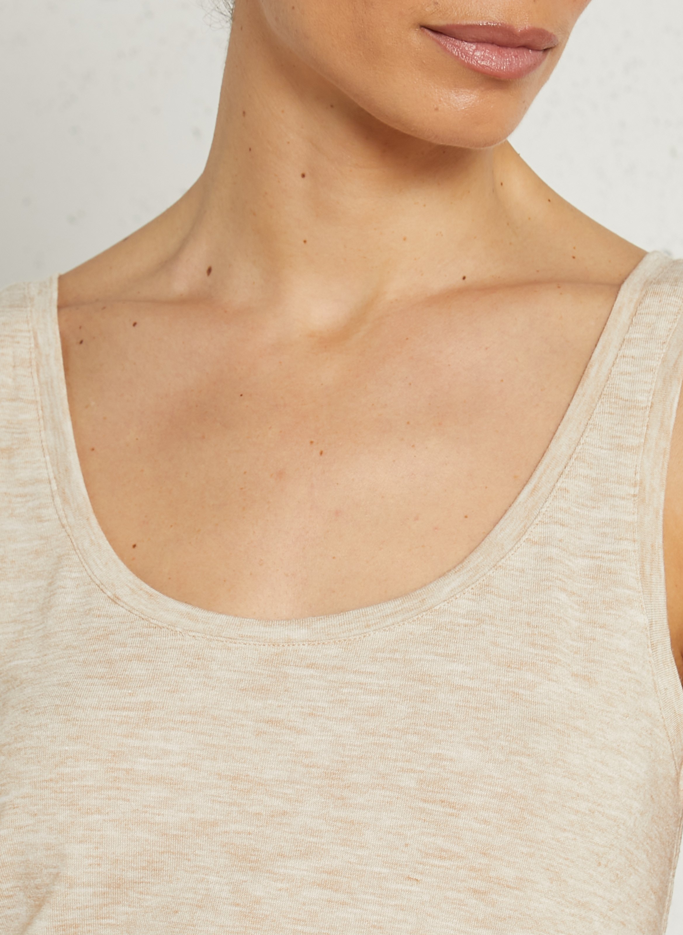 Singlet met ronde hals | linnenblend LA PETITE ETOILE Beige