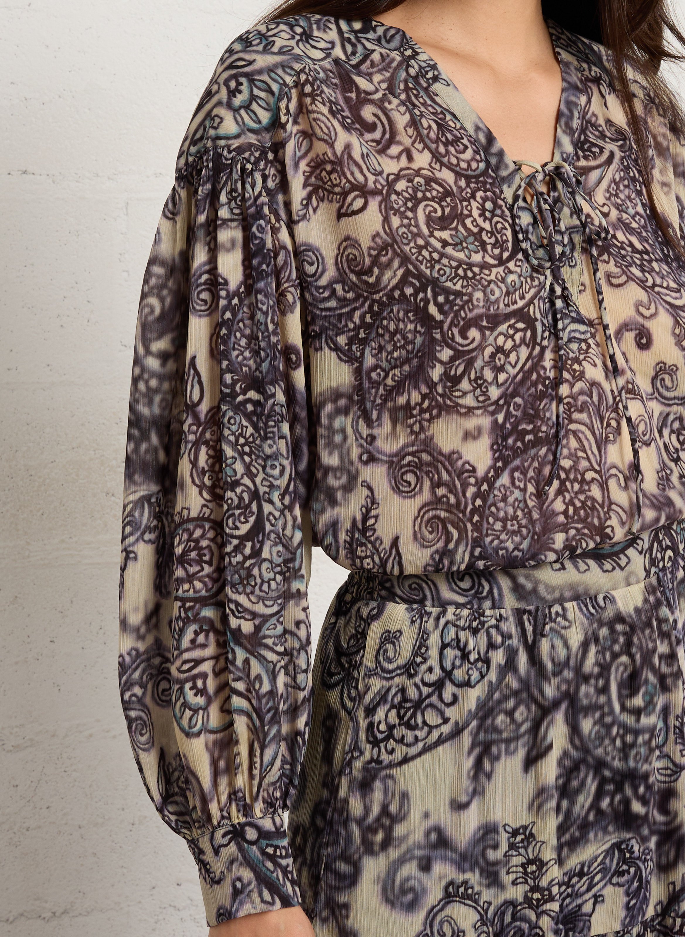 Blouse col V à liens imprimée SUD EXPRESS Bleu