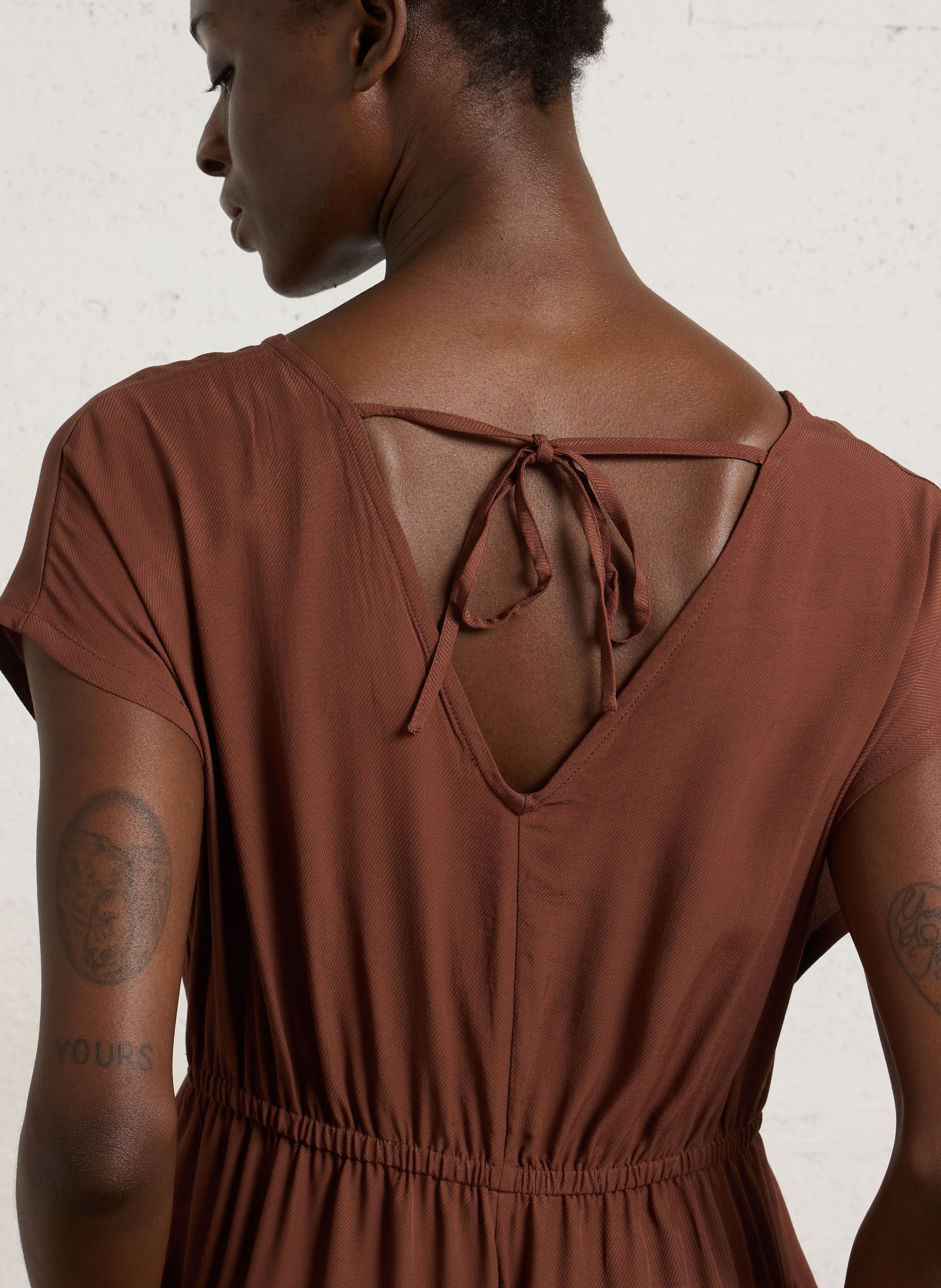 Long V-neck dress MAISON 123 Brown