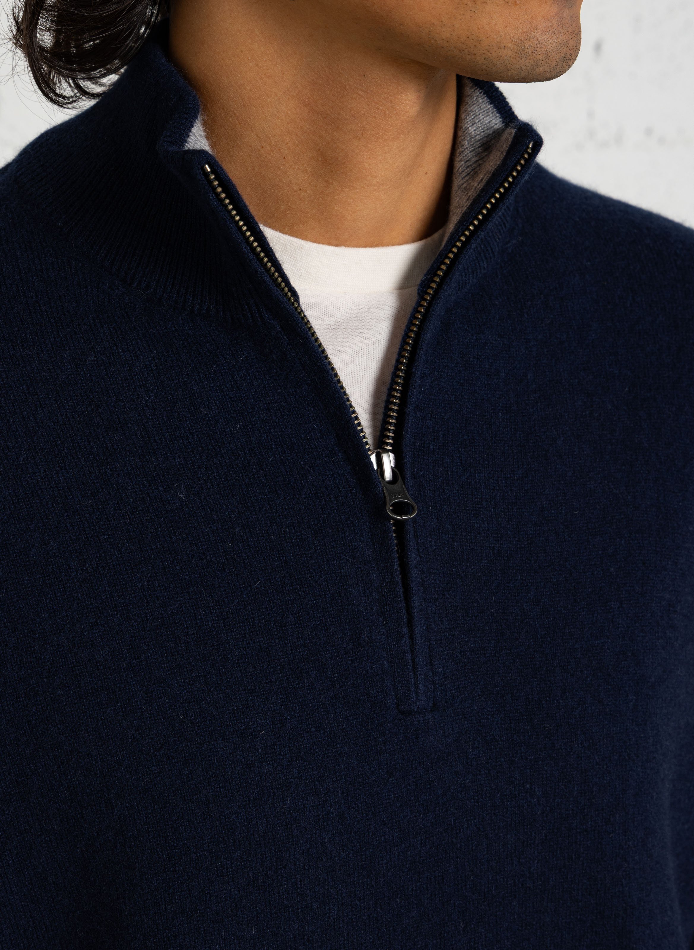 Pullover dritto con collo camionista in lana e cashmere HARTFORD Blu