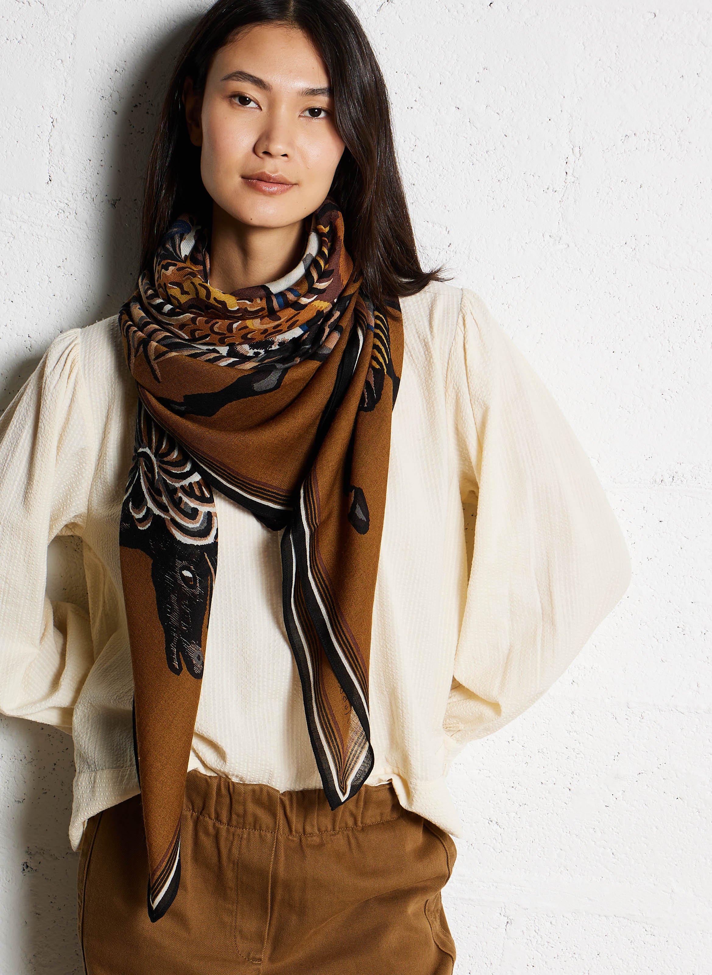 Wollen foulard met print INOUI EDITIONS Bruin