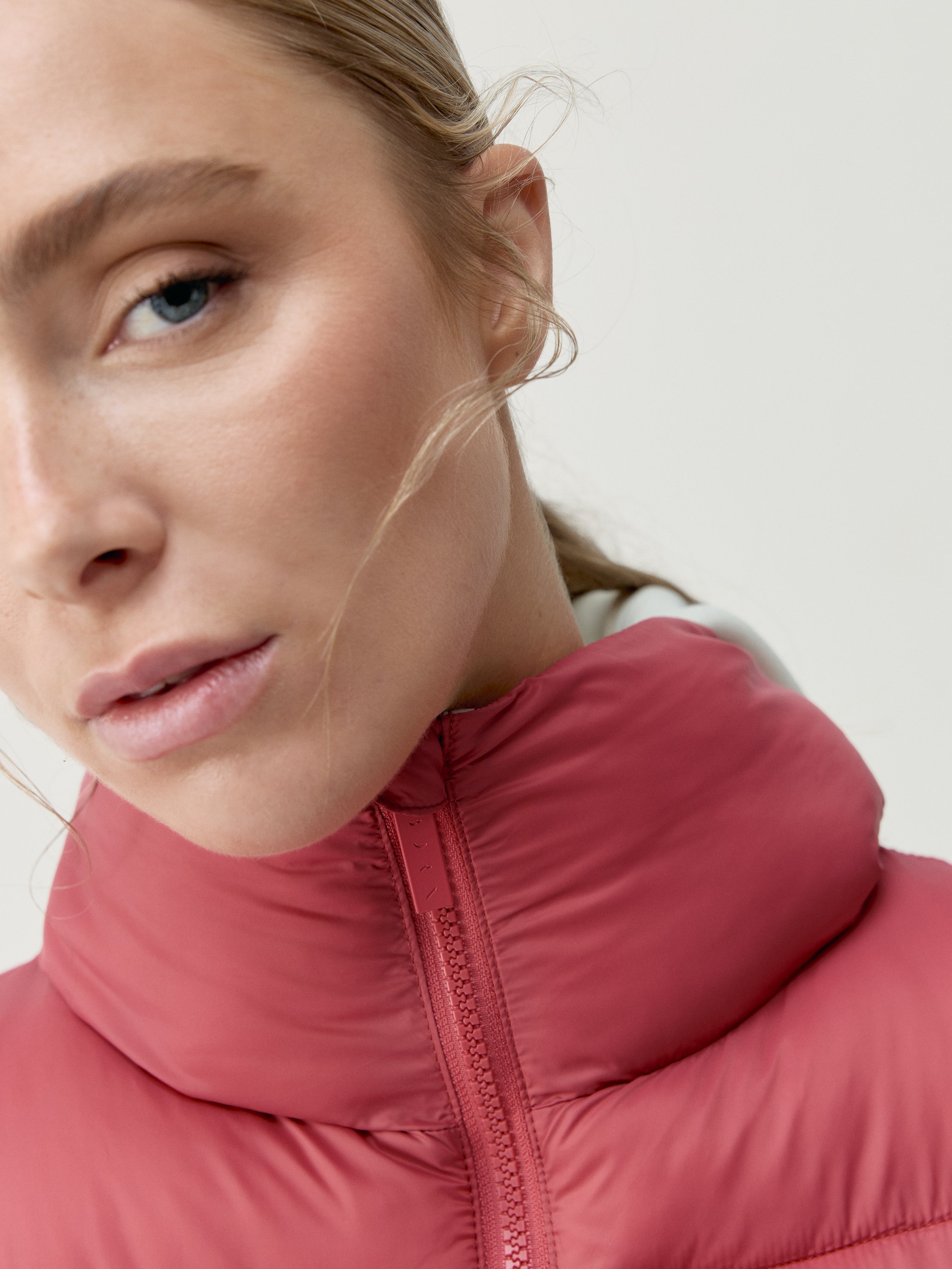 Sporty vest with zipper BORN LIVING YOGA Orange