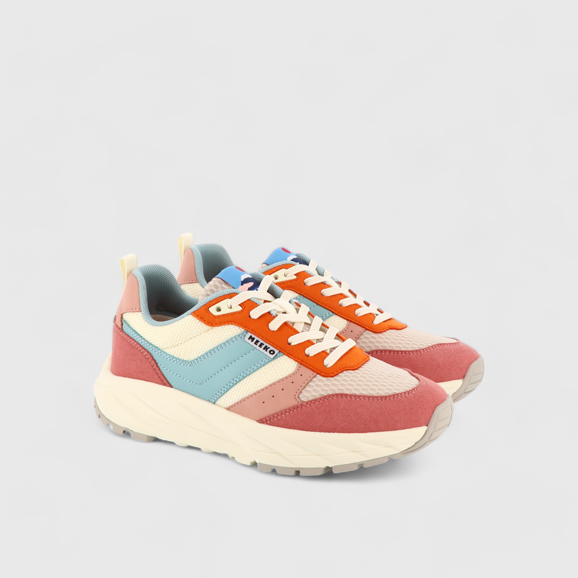 Technical and durable sneakers MEEKO Pink