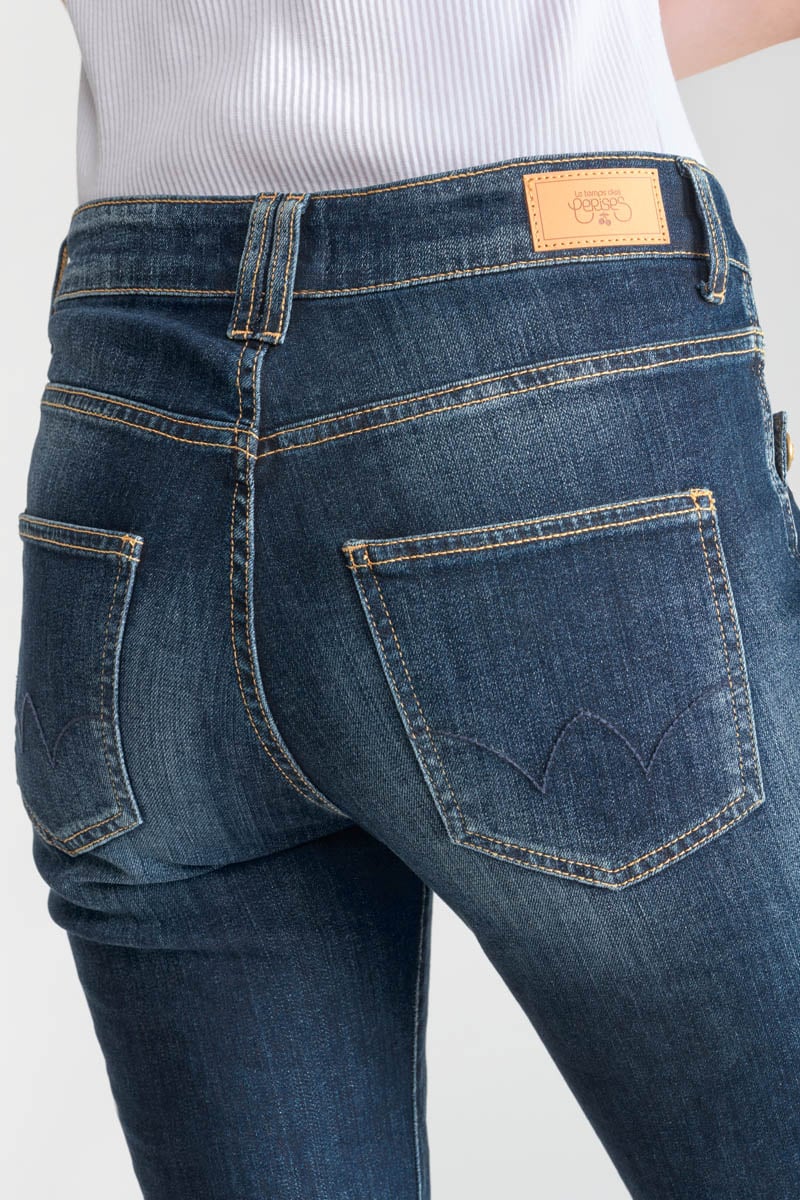 Straight jeans, 7/8 length LE TEMPS DES CERISES Blue