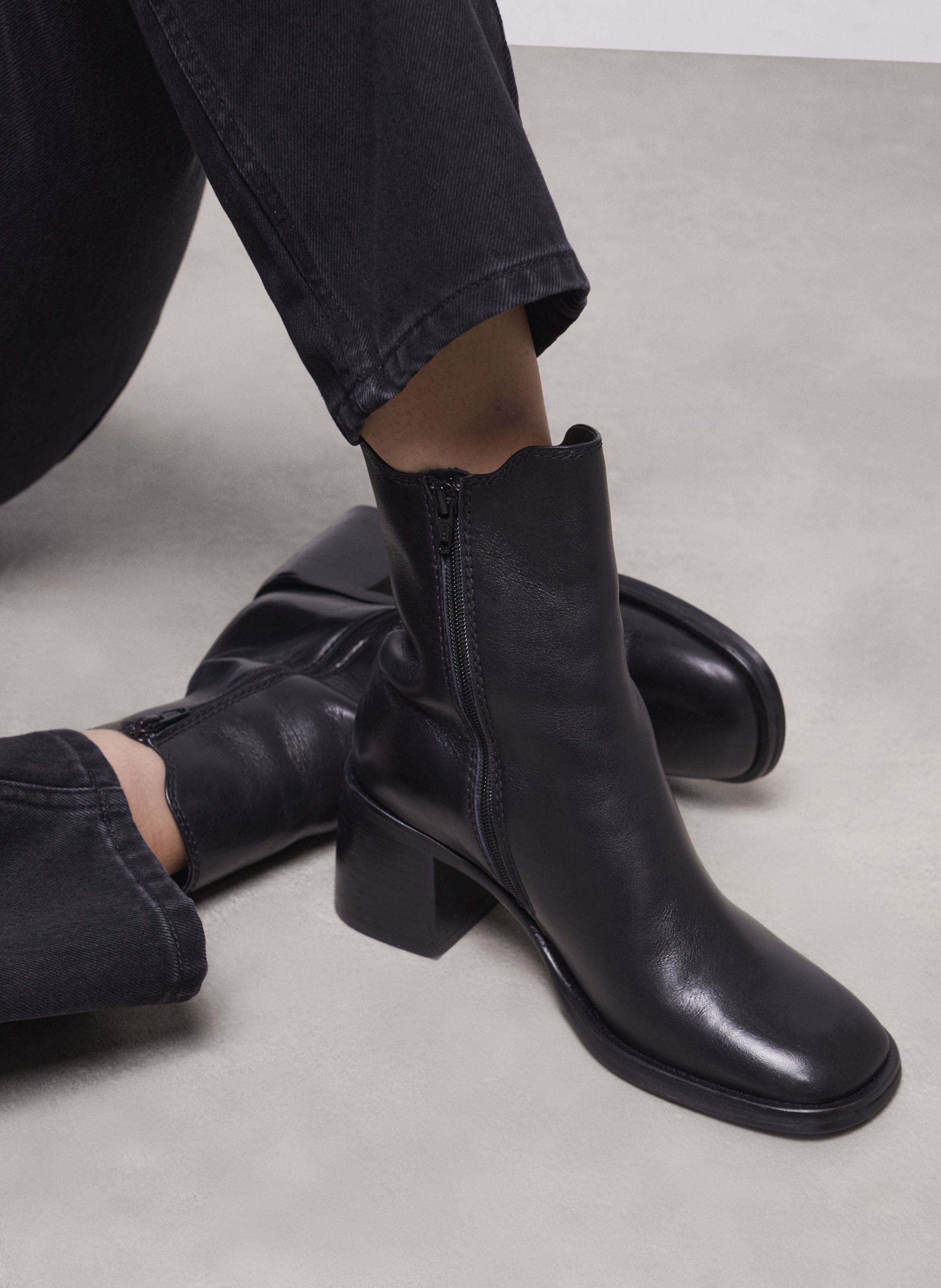 Bottines à talon en cuir lisse THE KOOPLES Noir